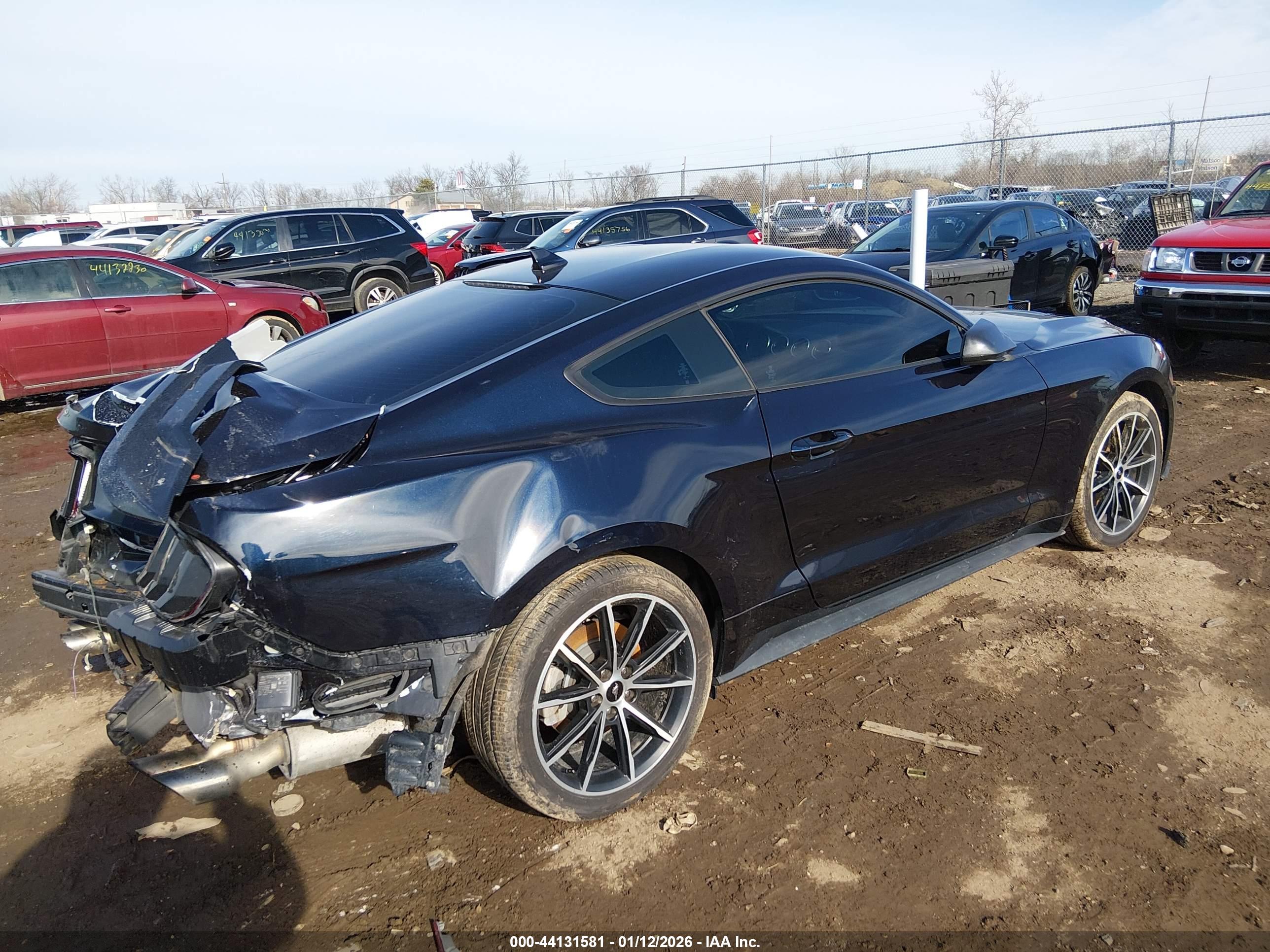 FORD MUSTANG image 4