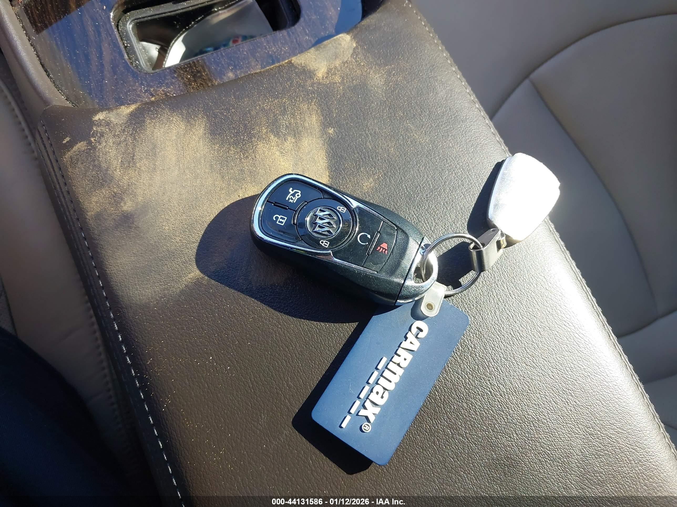 BUICK LACROSSE image 11