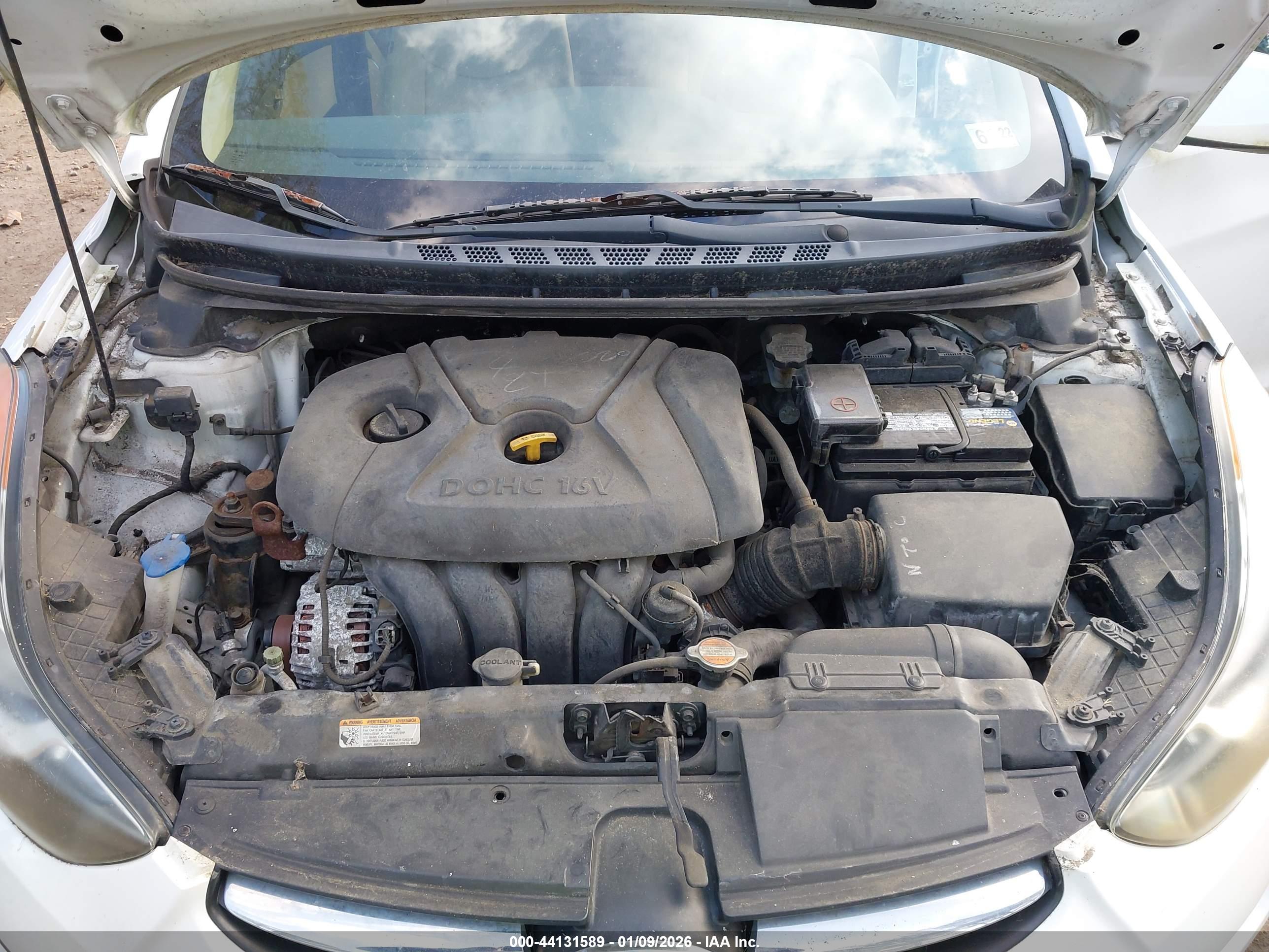 HYUNDAI ELANTRA image 10