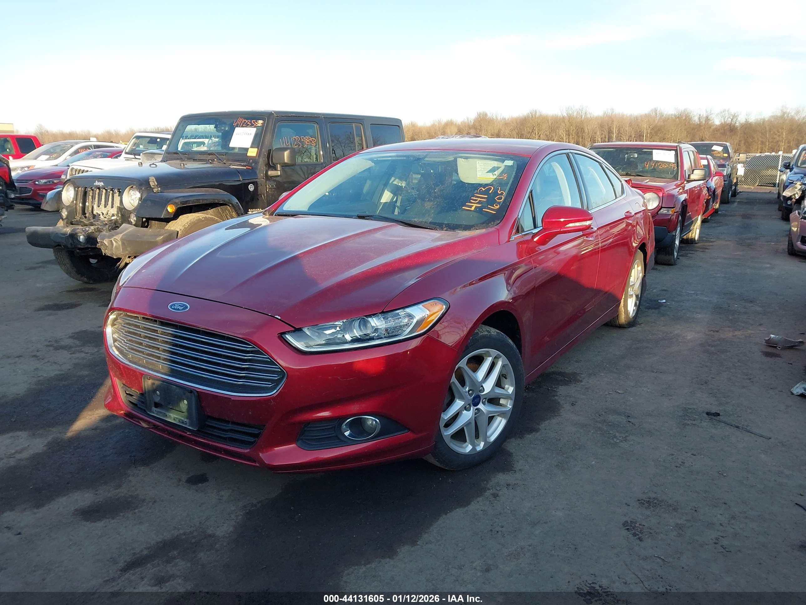 FORD FUSION image 2