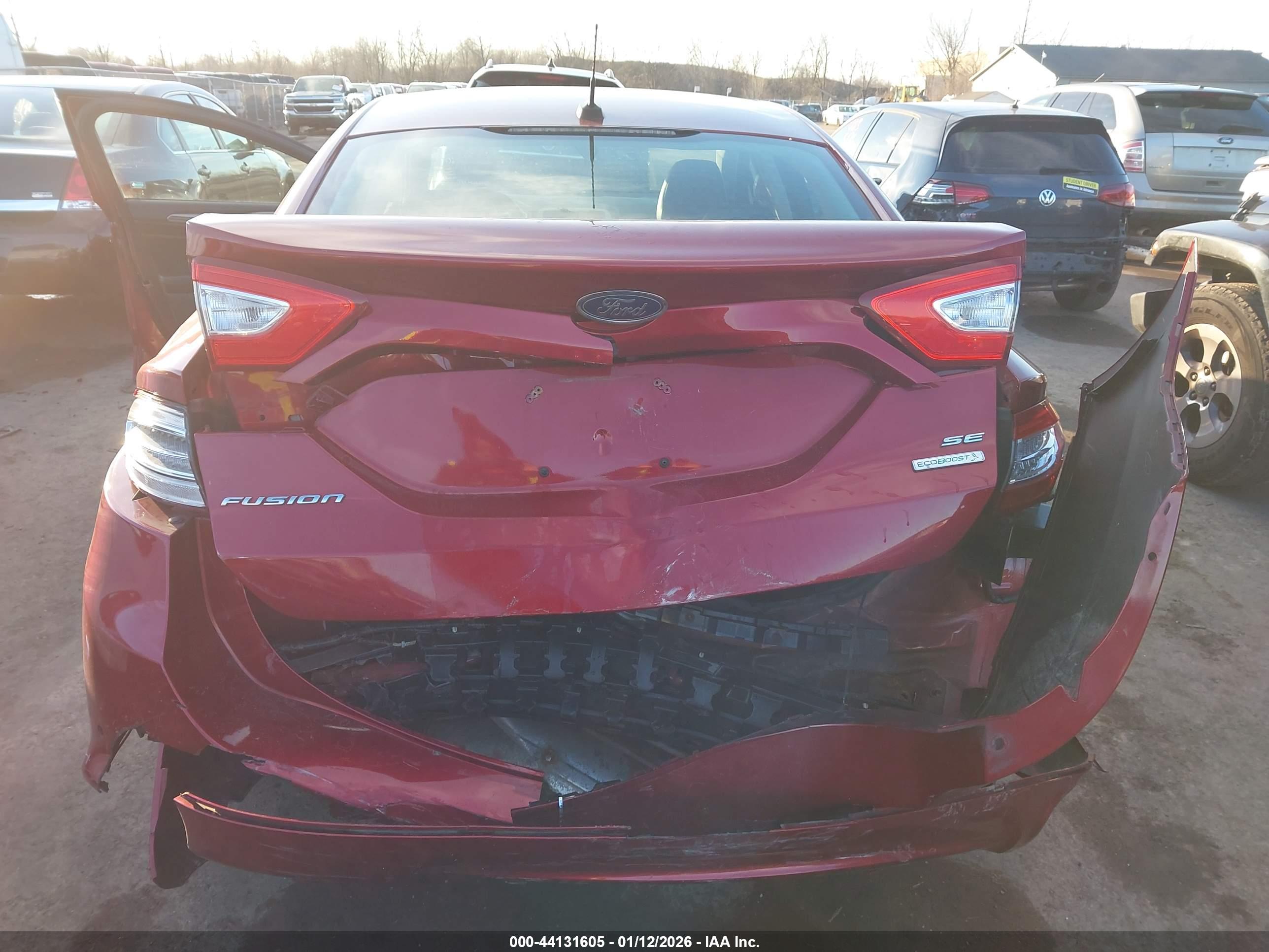 FORD FUSION image 6
