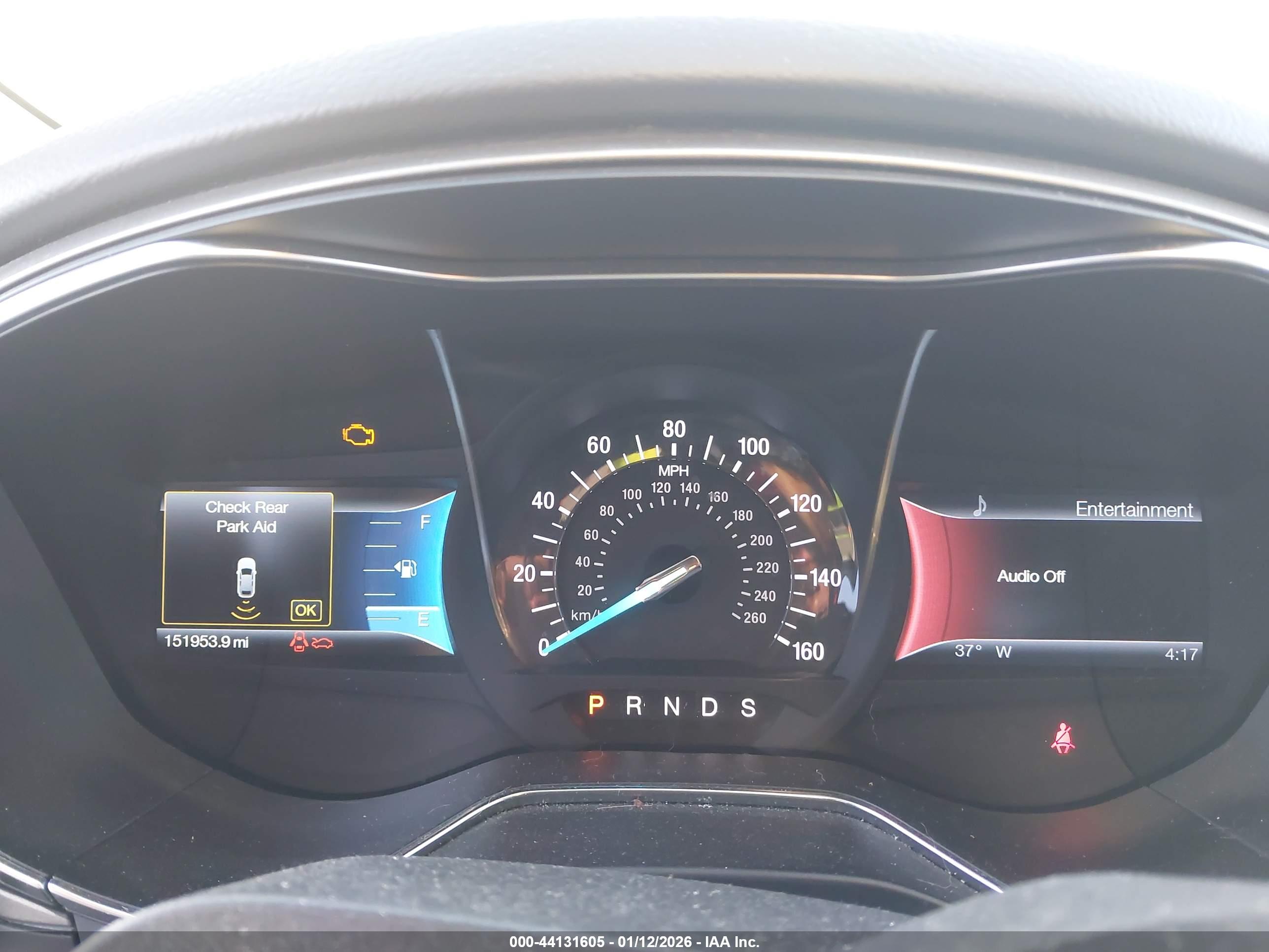 FORD FUSION image 7