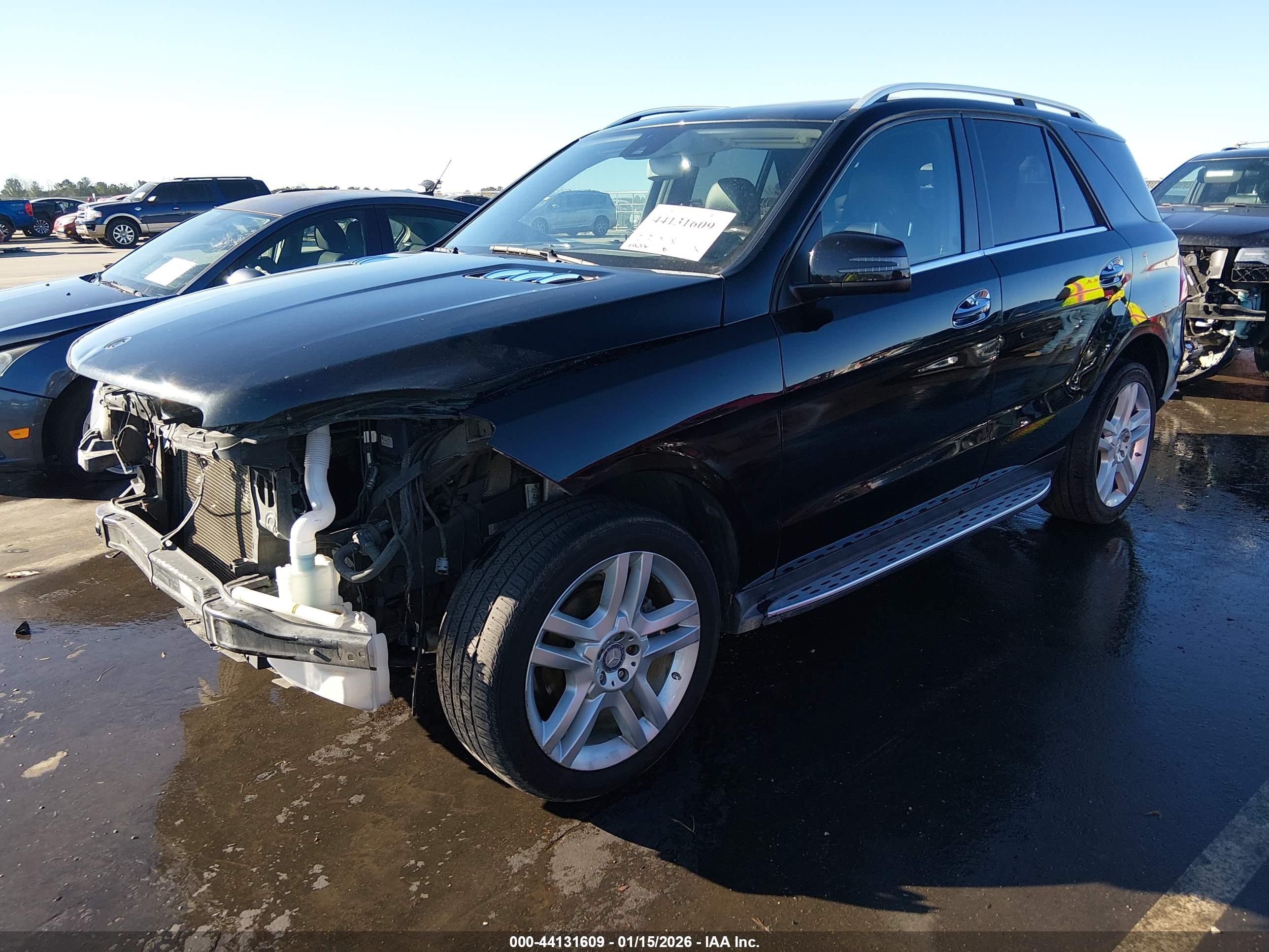 MERCEDES-BENZ ML image 2