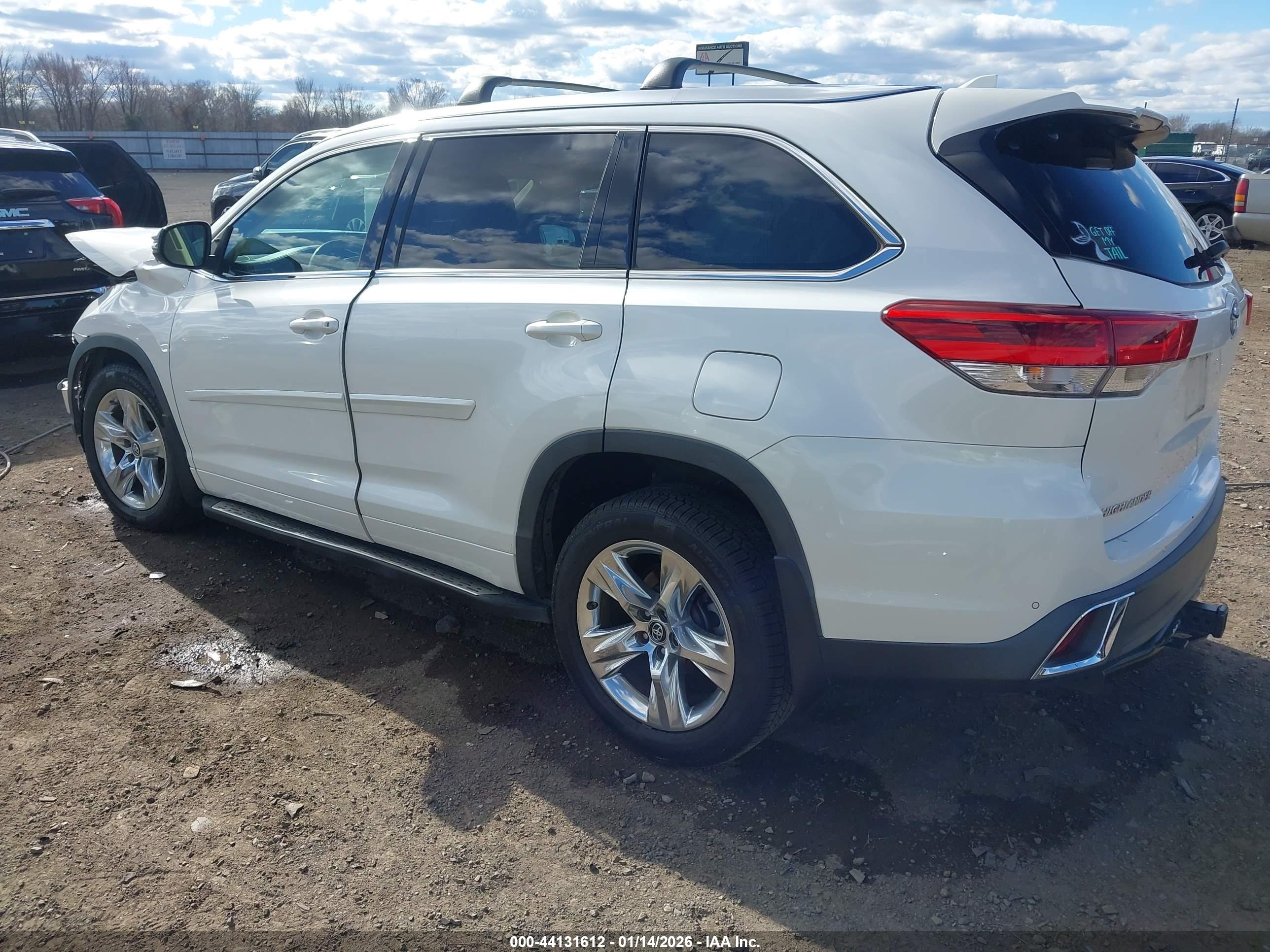 TOYOTA HIGHLANDER image 3