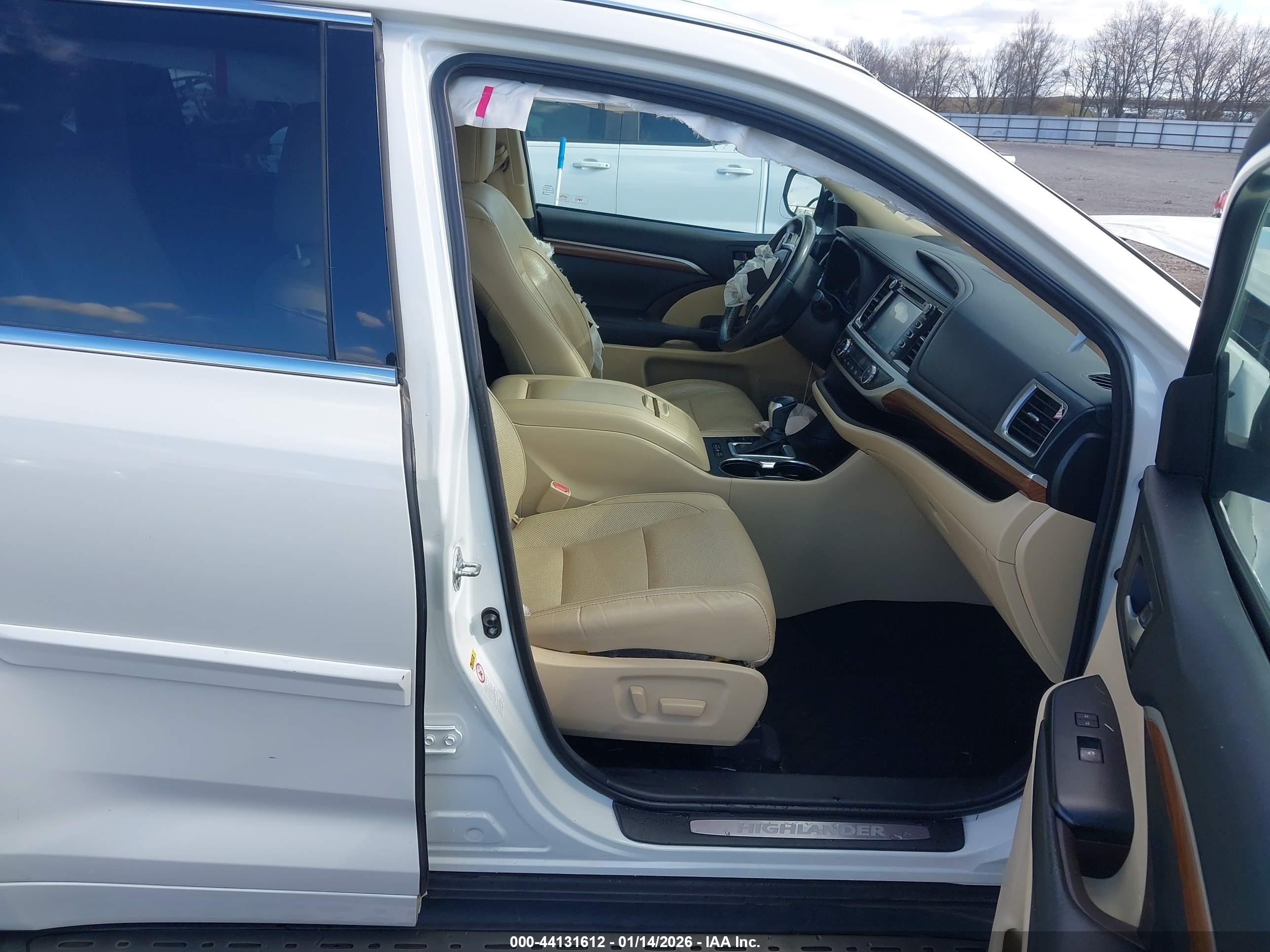 TOYOTA HIGHLANDER image 5