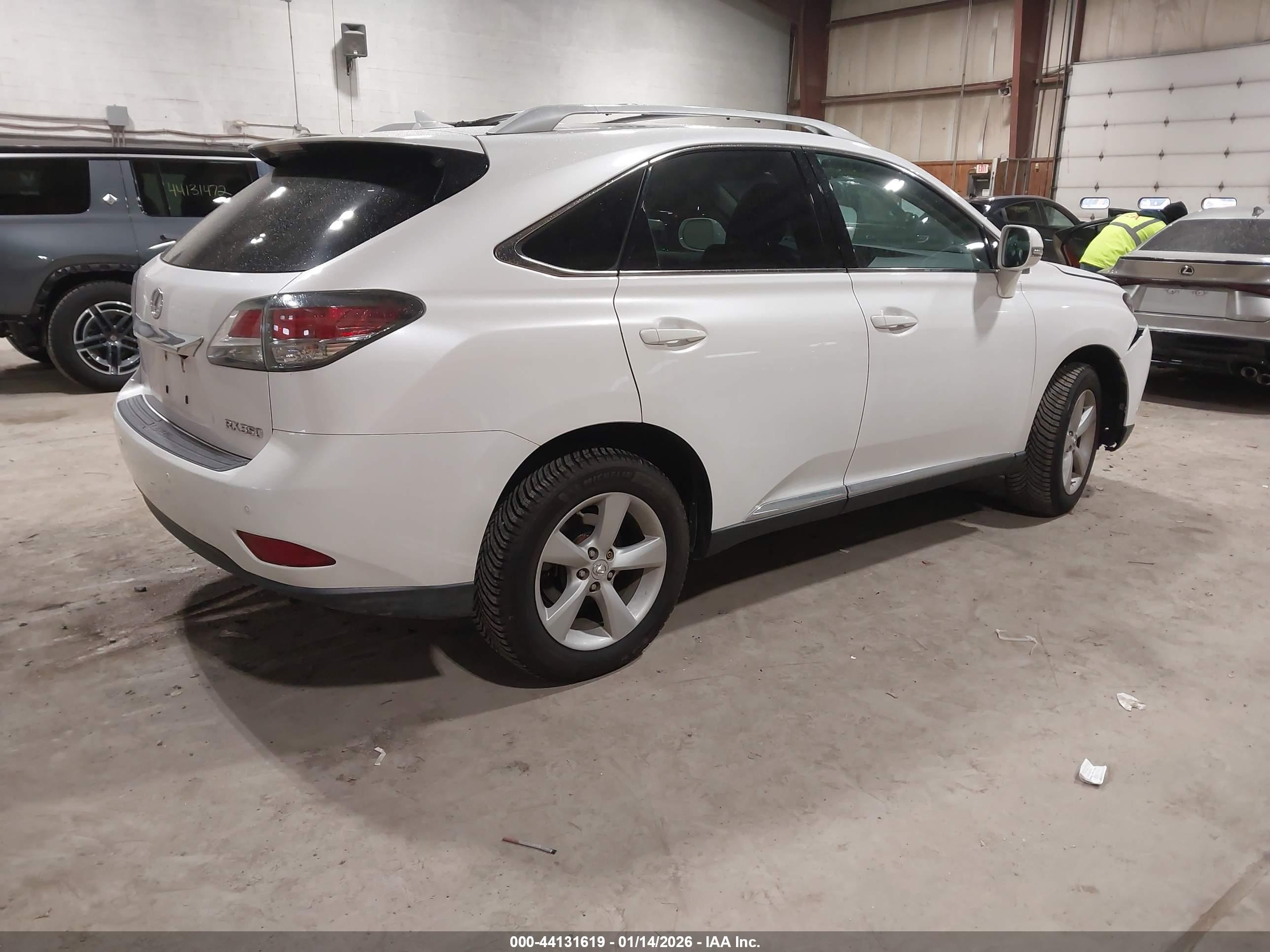 LEXUS RX image 4