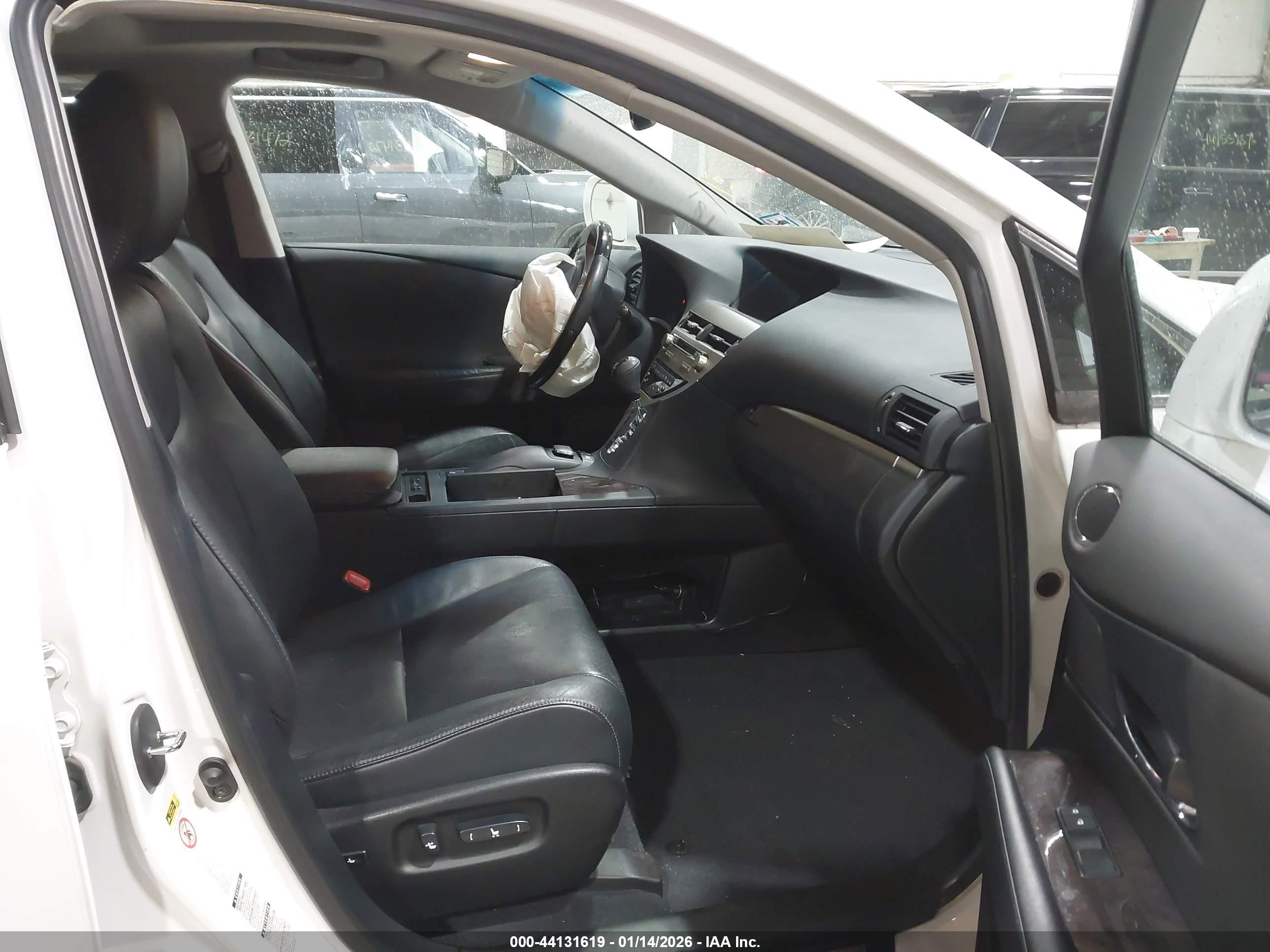 LEXUS RX image 5