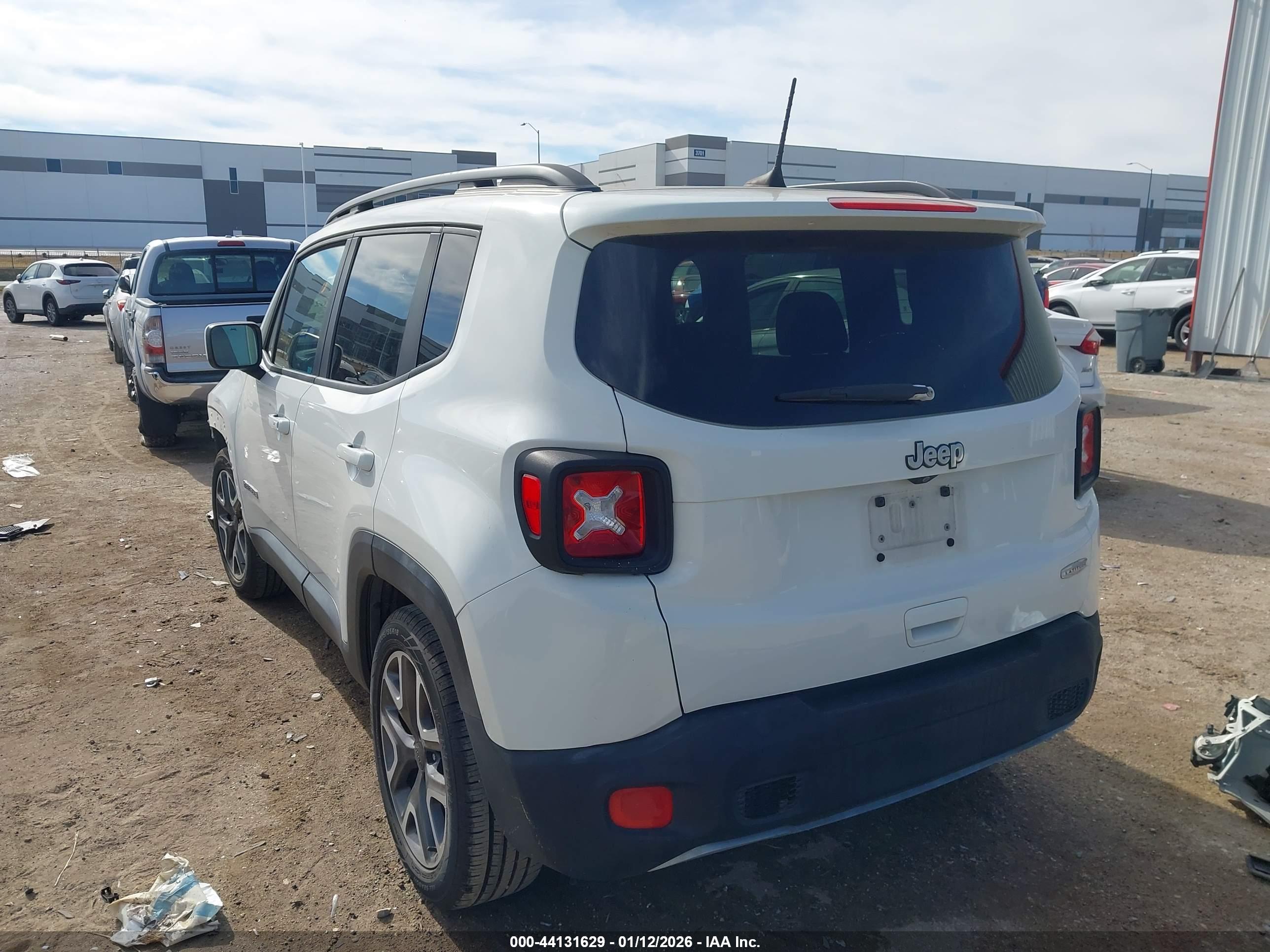 JEEP RENEGADE image 3