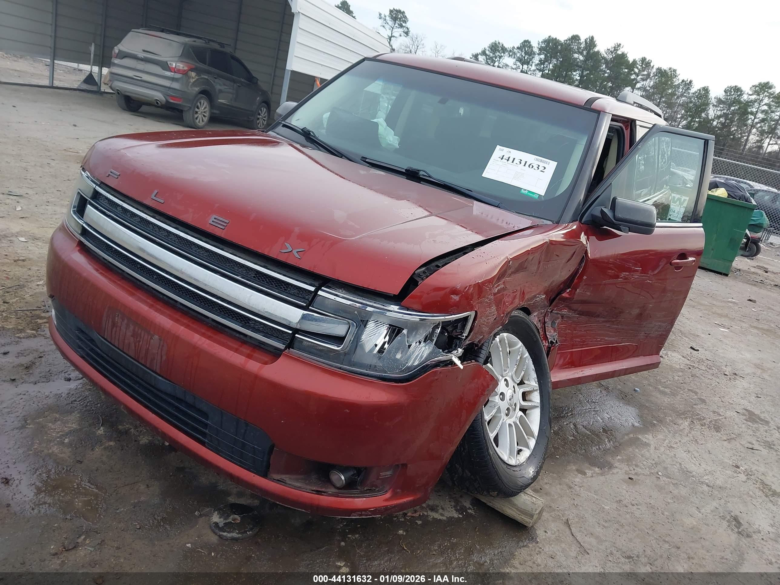 FORD FLEX image 2