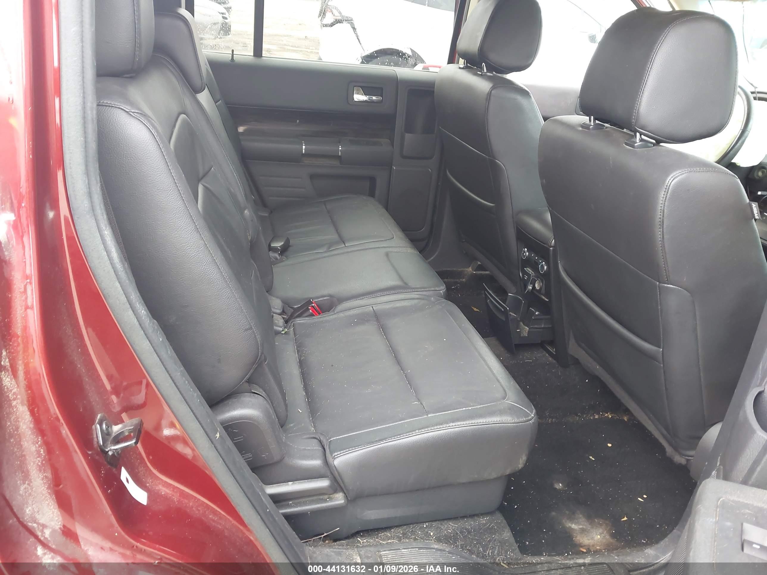 FORD FLEX image 8