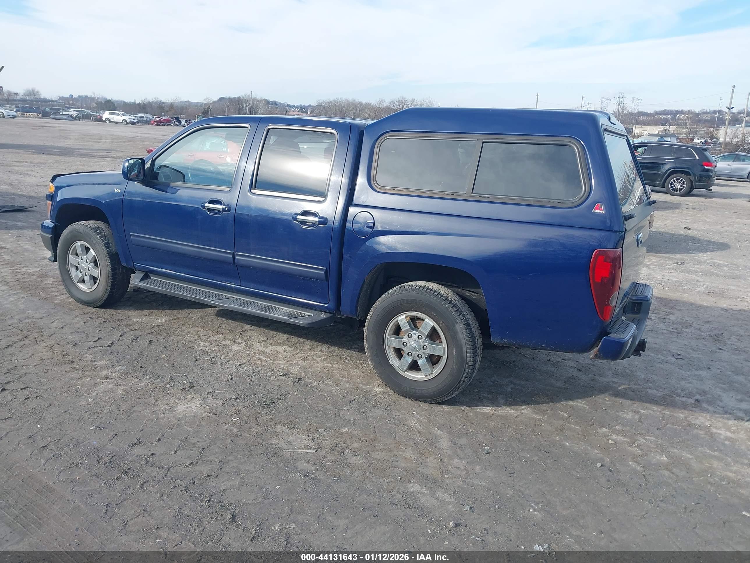 CHEVROLET COLORADO image 3