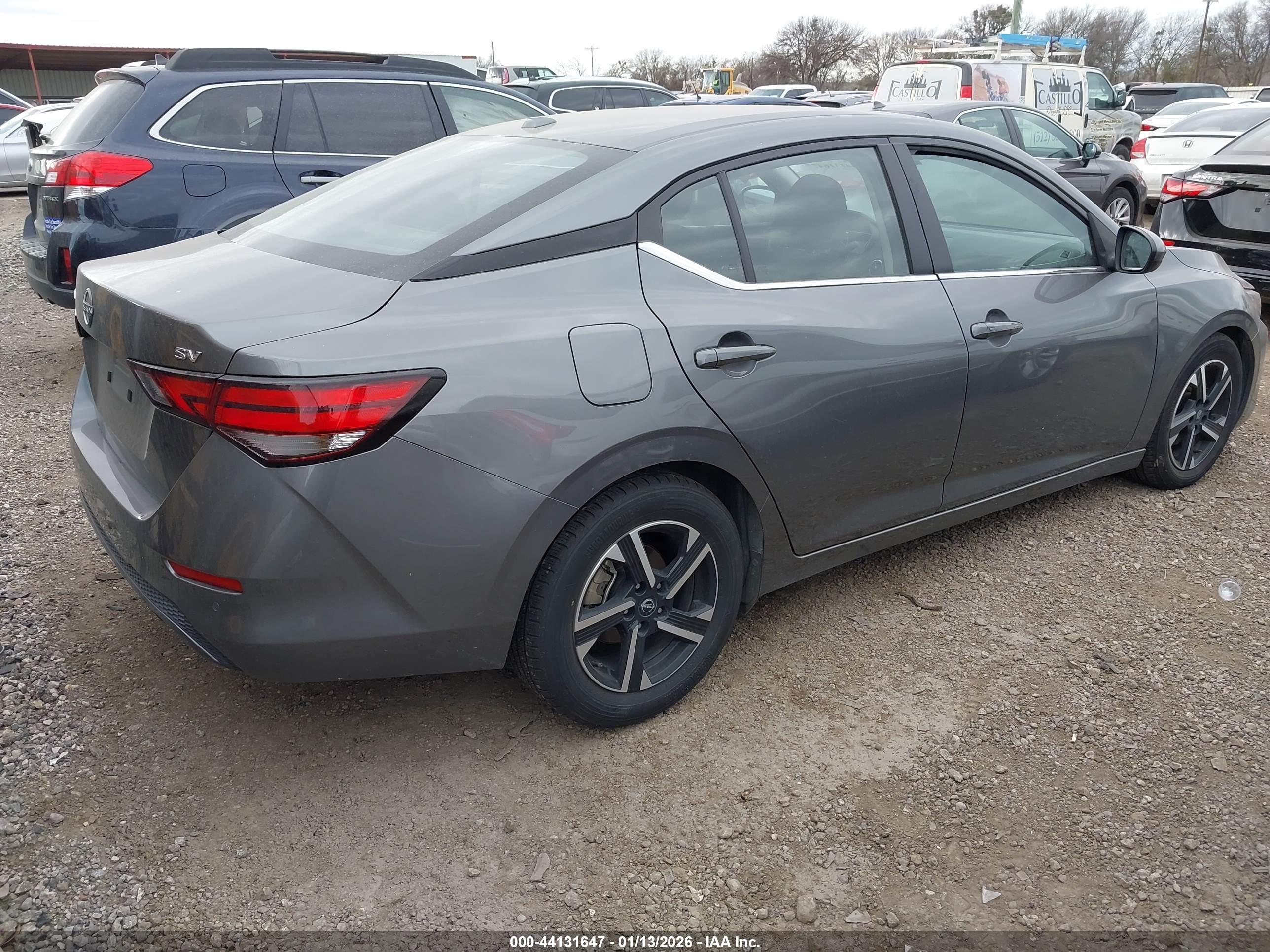 NISSAN SENTRA image 4