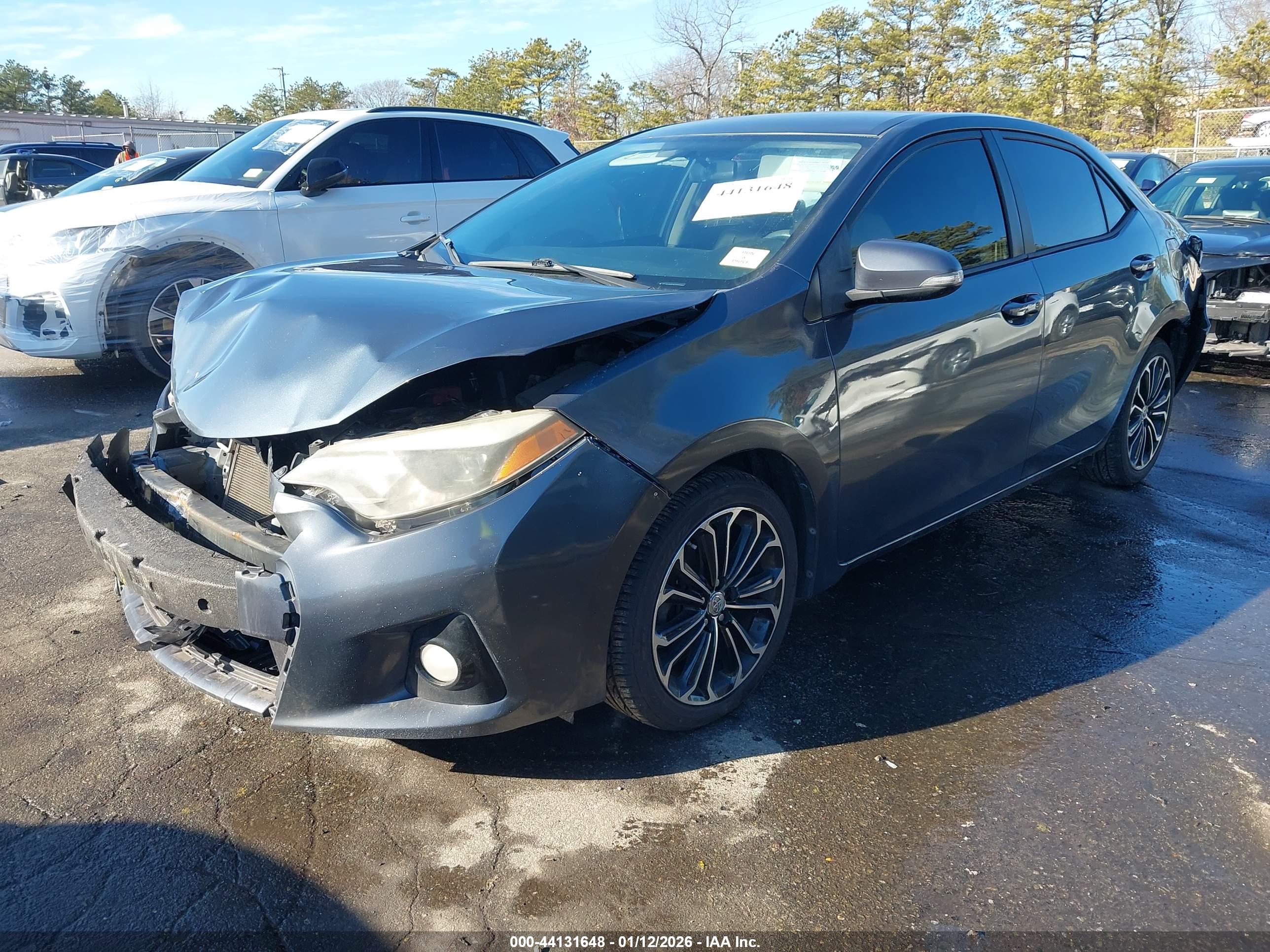 TOYOTA COROLLA image 2