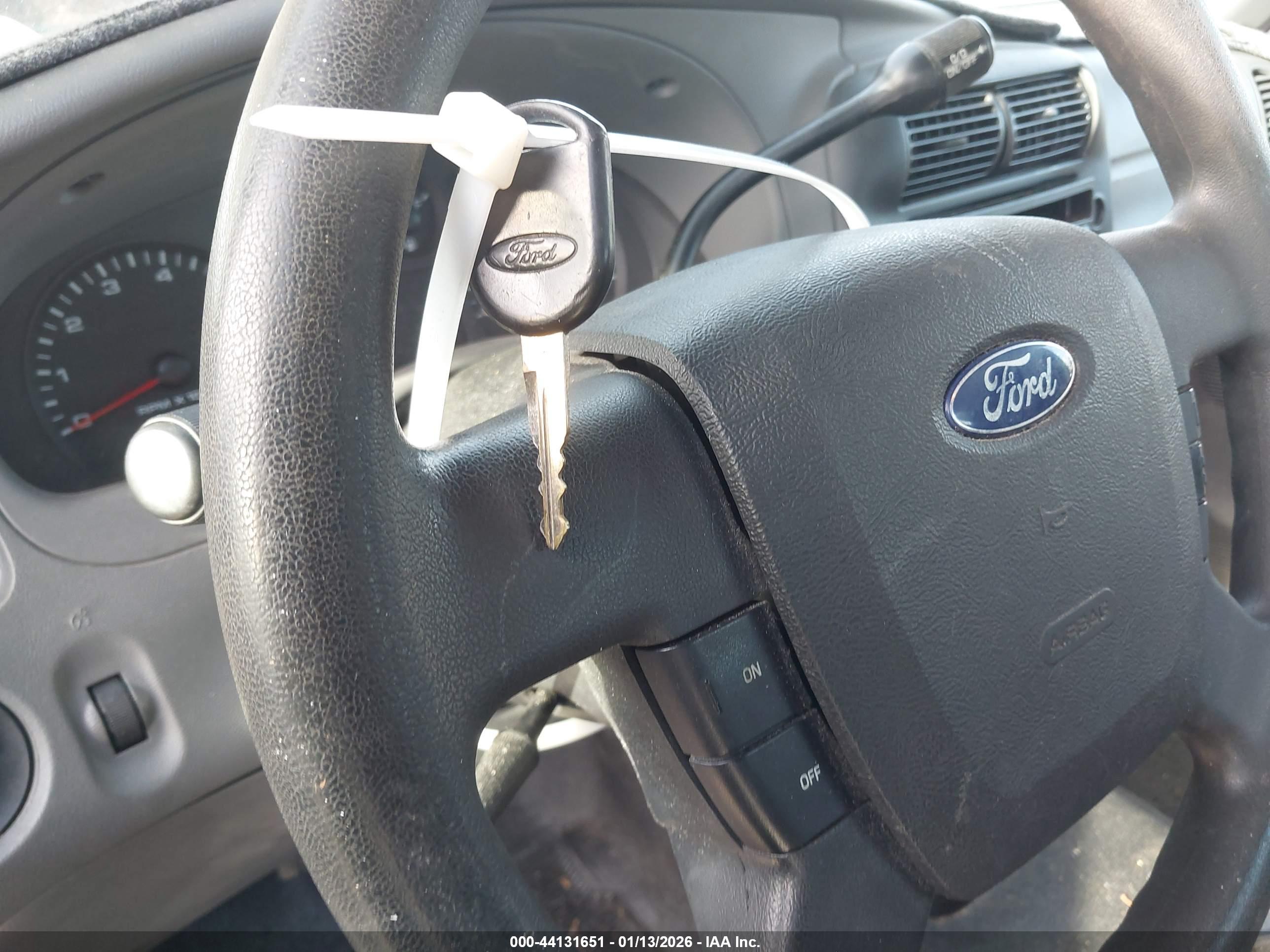 FORD RANGER image 11