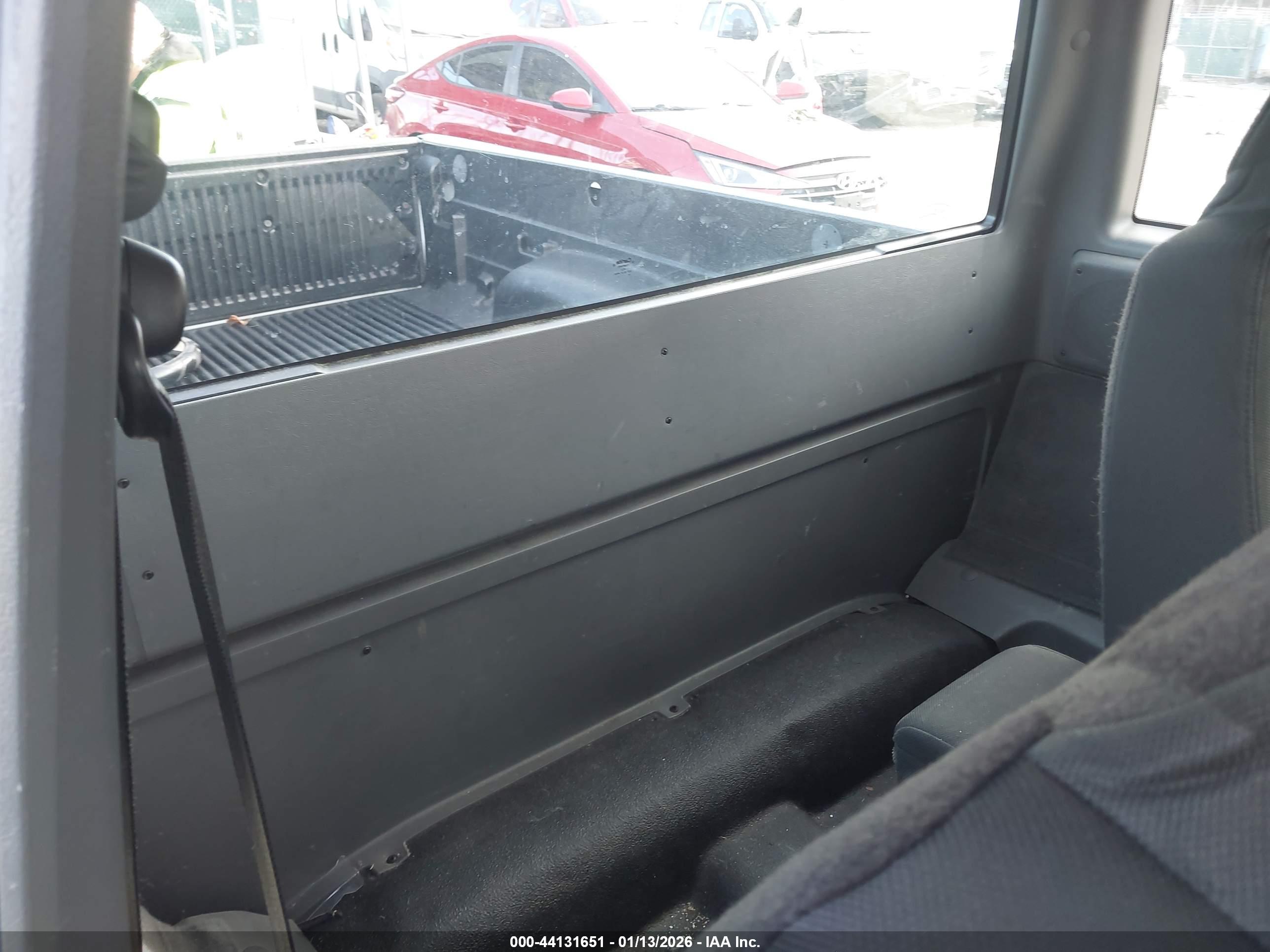 FORD RANGER image 8