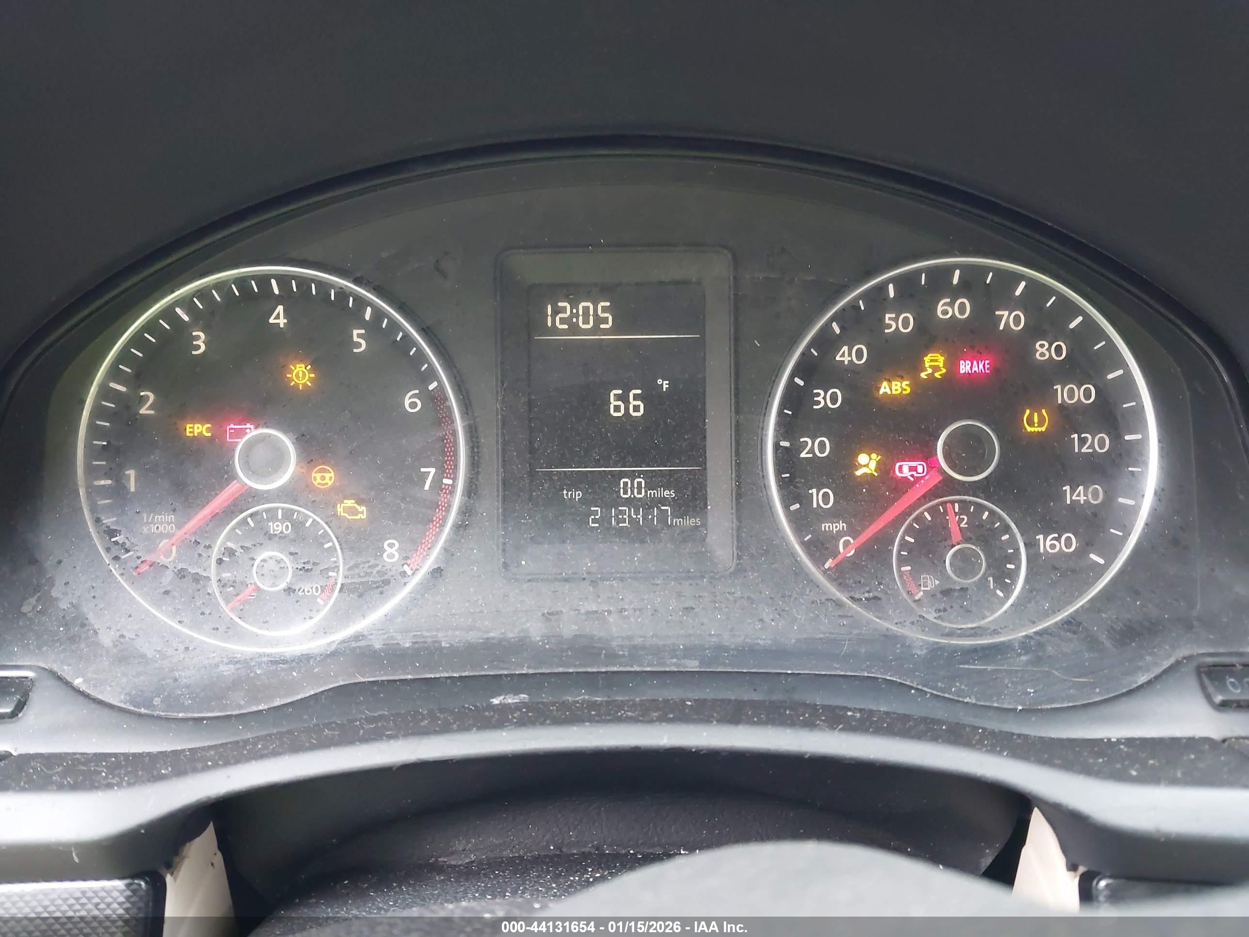 VOLKSWAGEN JETTA image 7