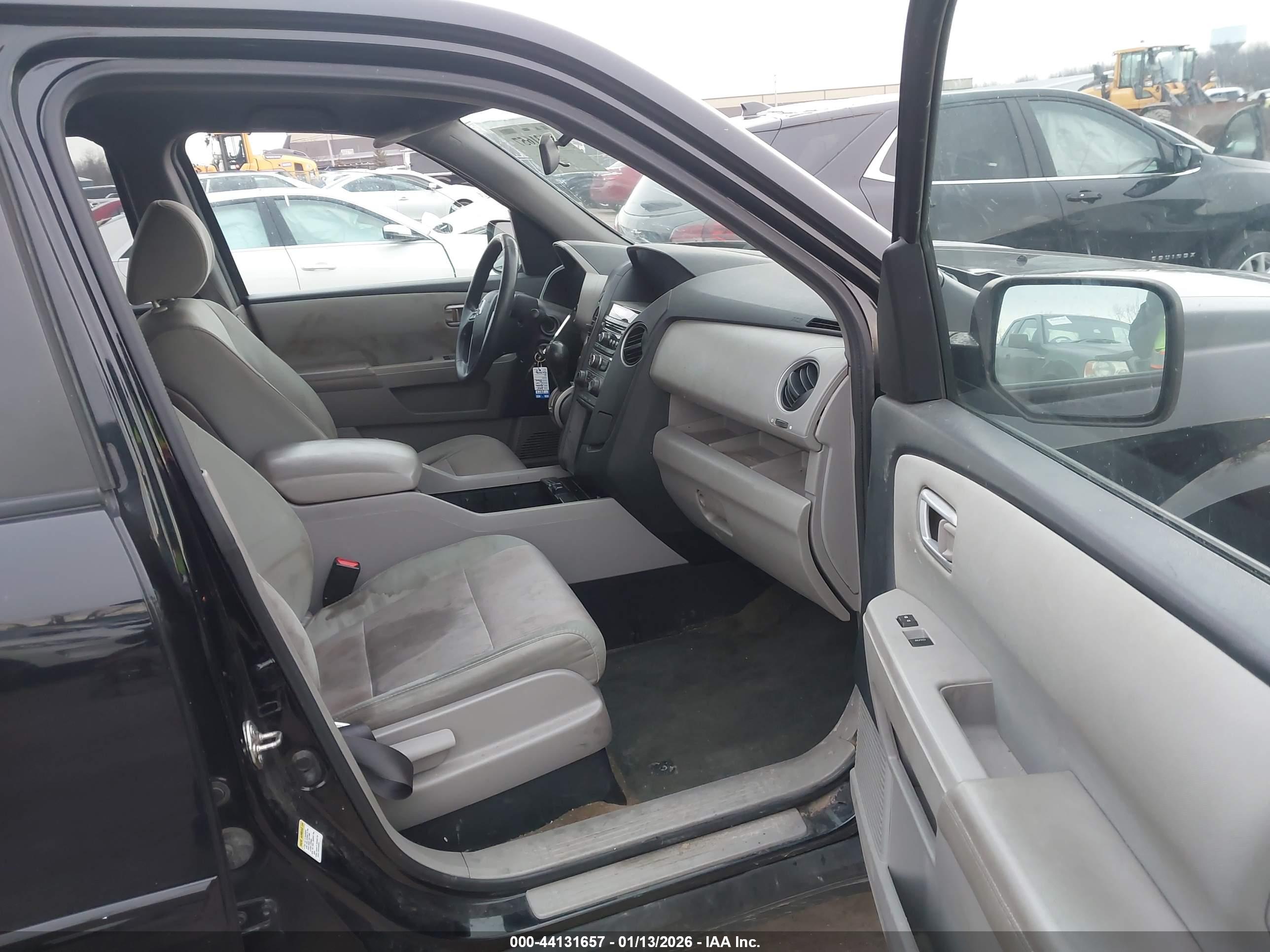 HONDA PILOT image 5