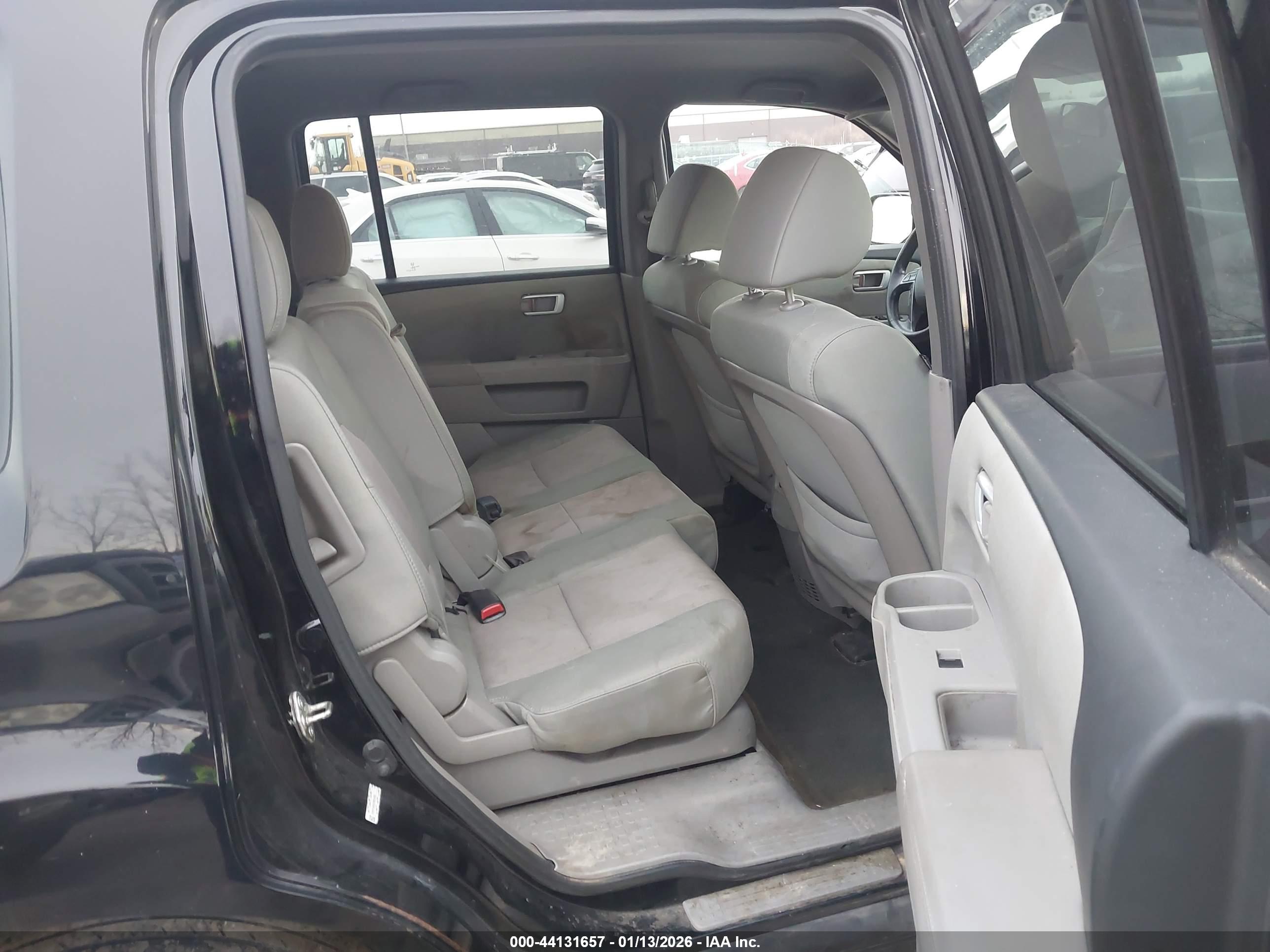 HONDA PILOT image 8