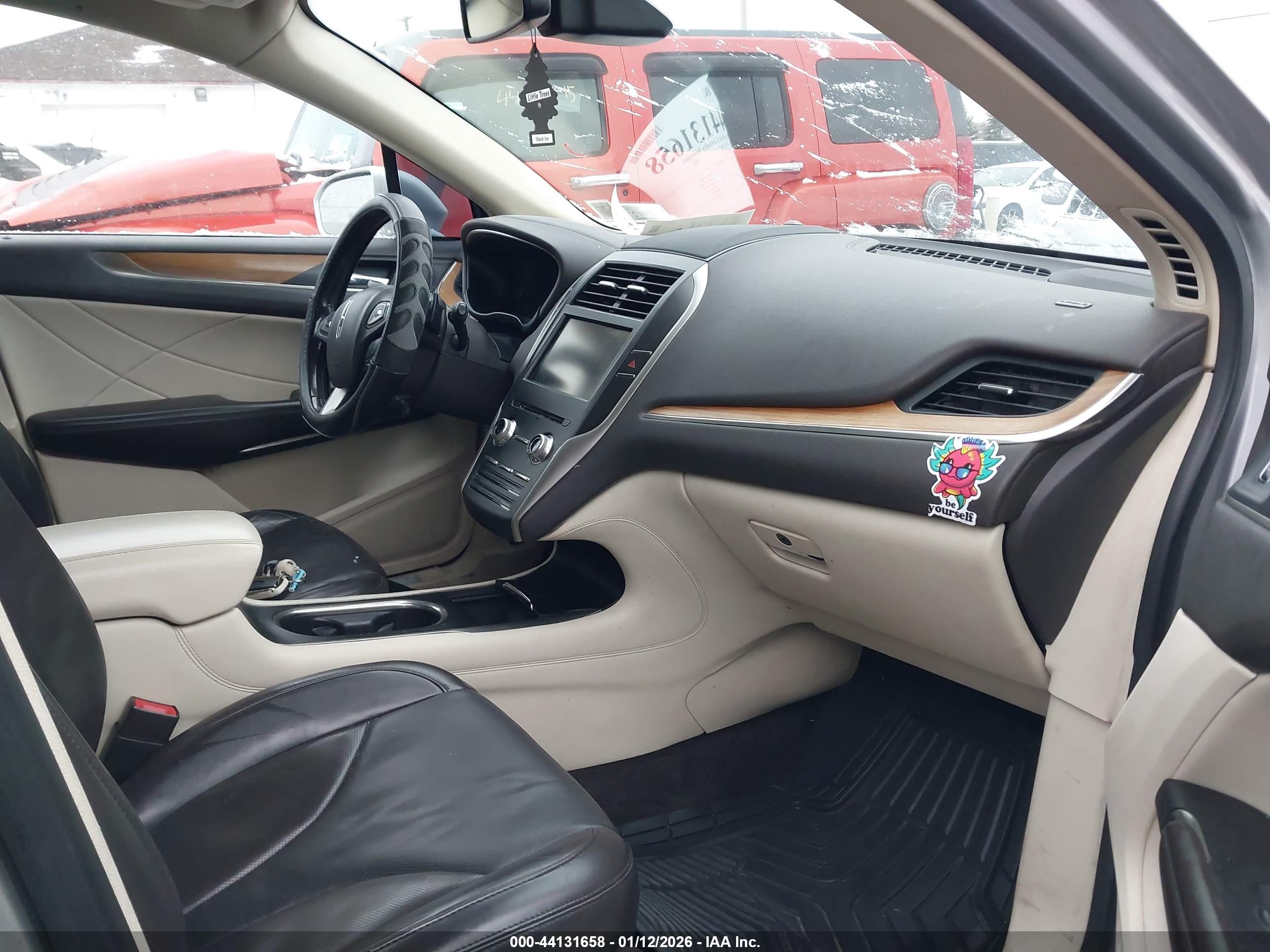 LINCOLN MKC image 5