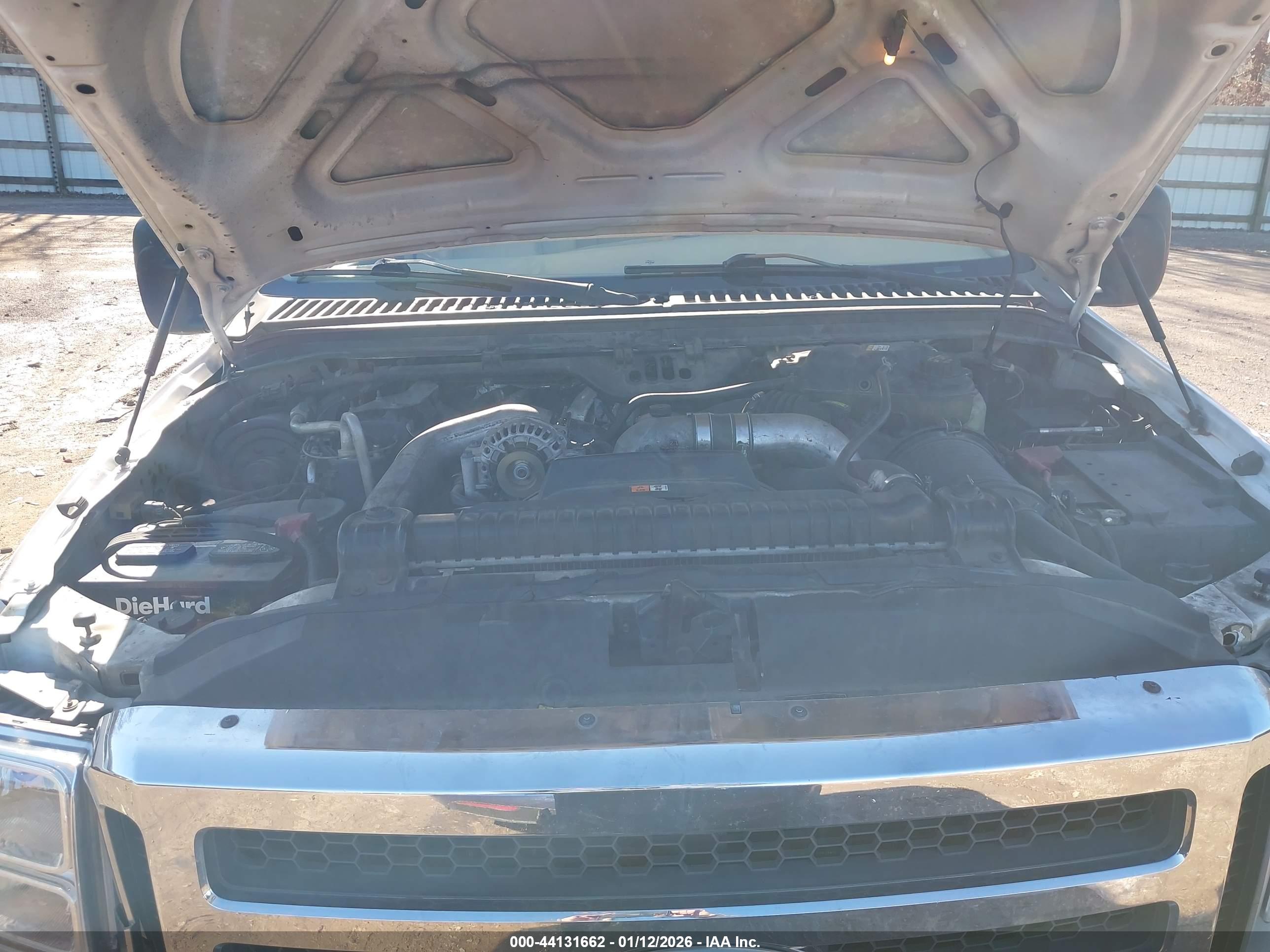 FORD F-250 image 10