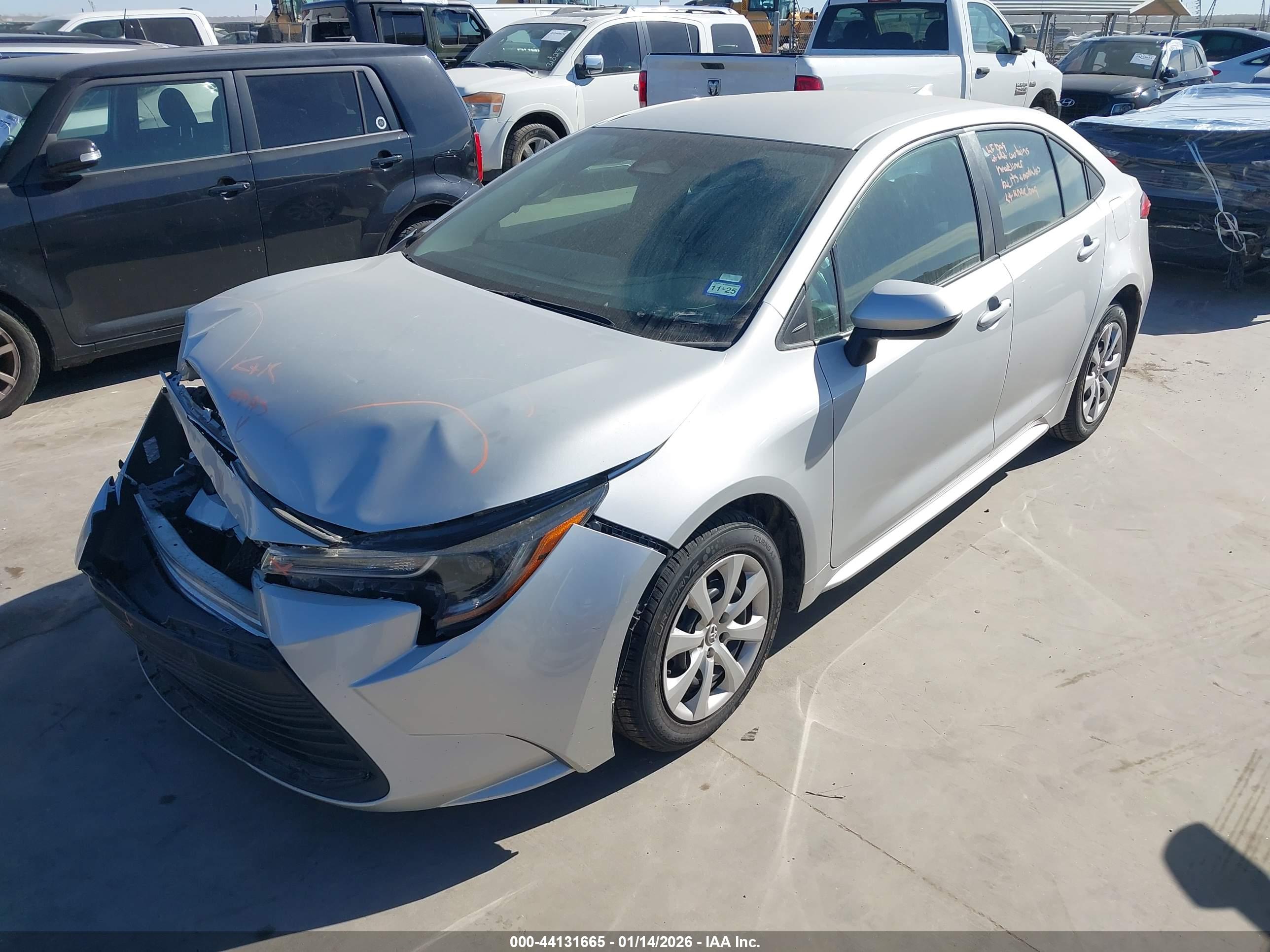 TOYOTA COROLLA image 2