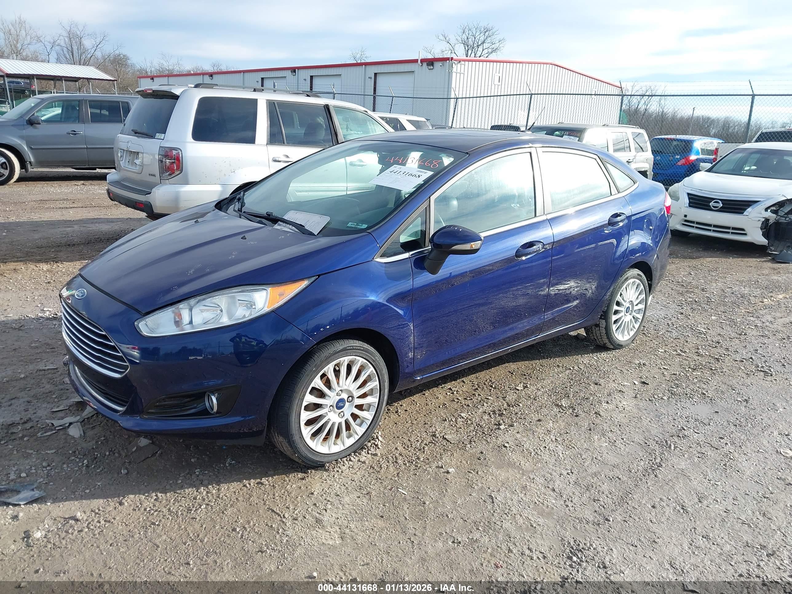 FORD FIESTA image 2