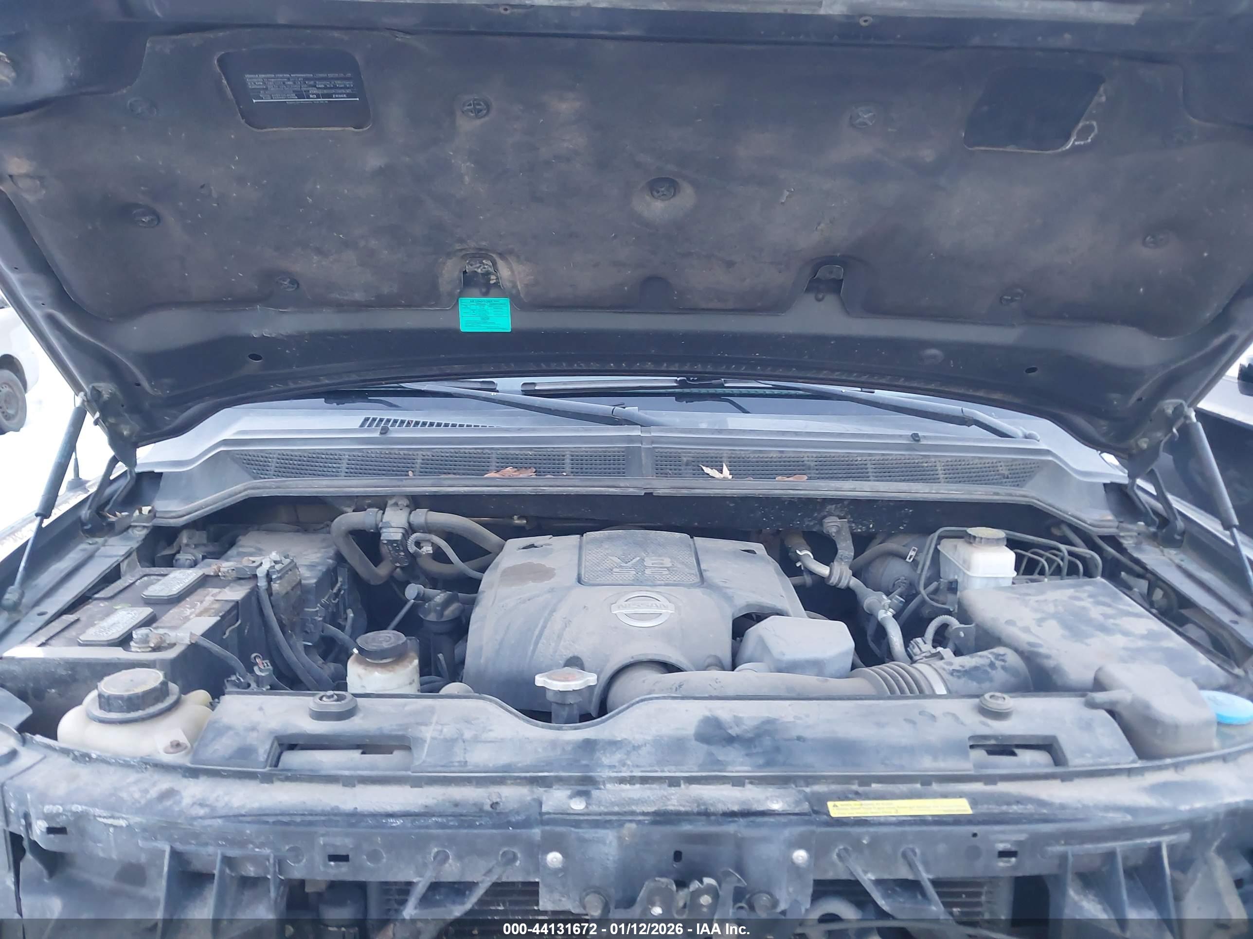 NISSAN TITAN image 10