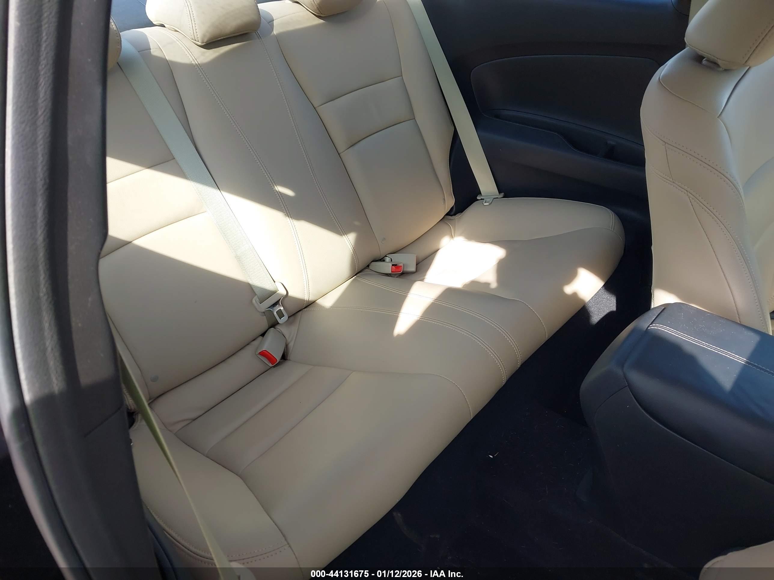 HONDA ACCORD image 8