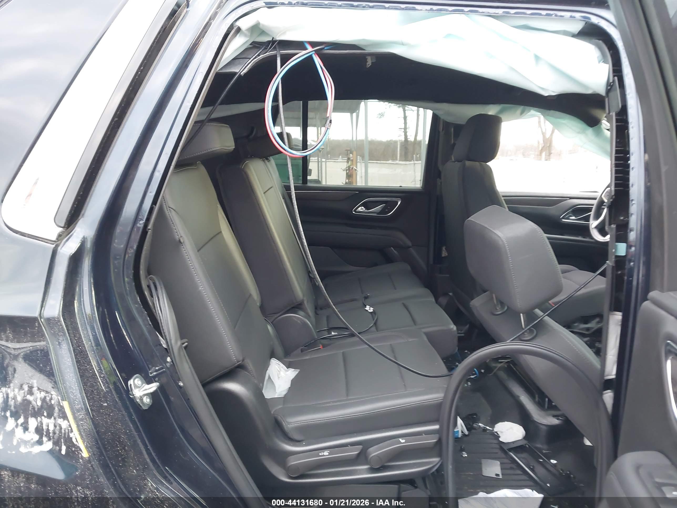 CHEVROLET TAHOE image 8