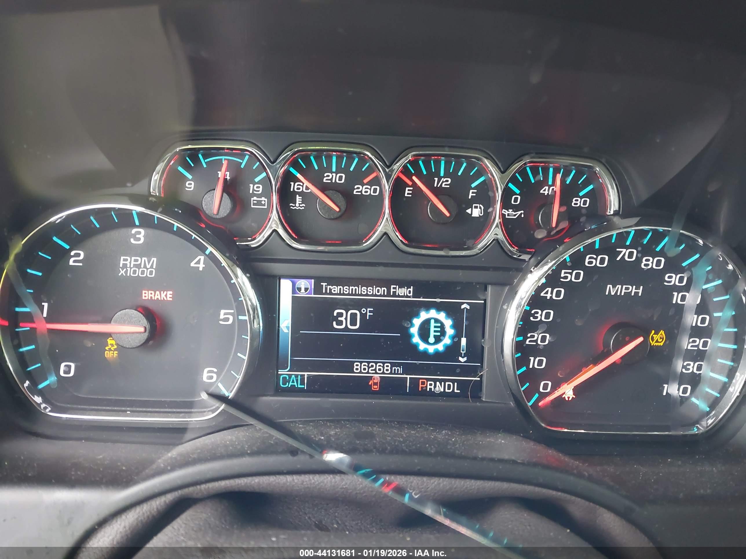 CHEVROLET SUBURBAN image 7