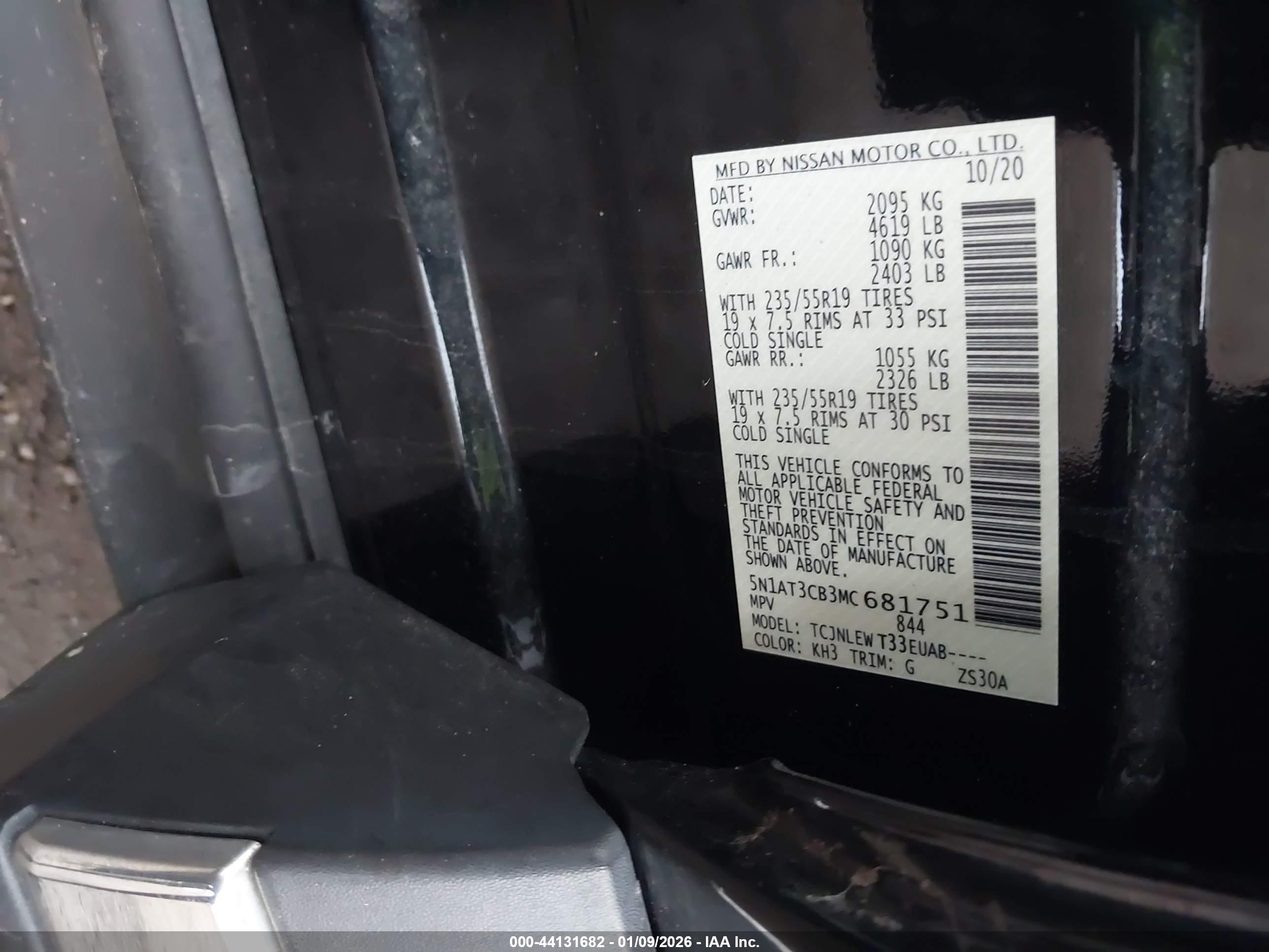NISSAN ROGUE image 9