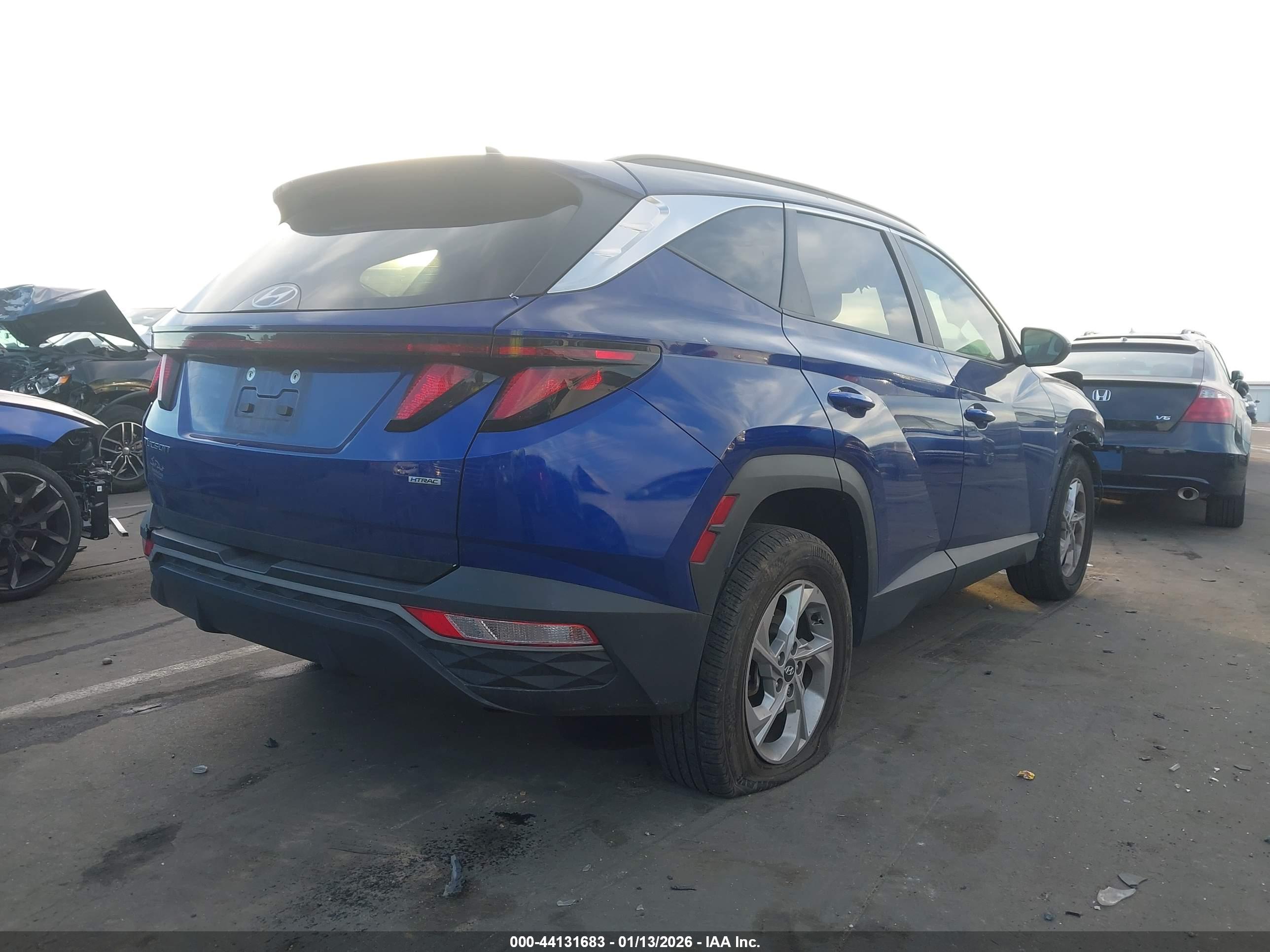 HYUNDAI TUCSON image 4