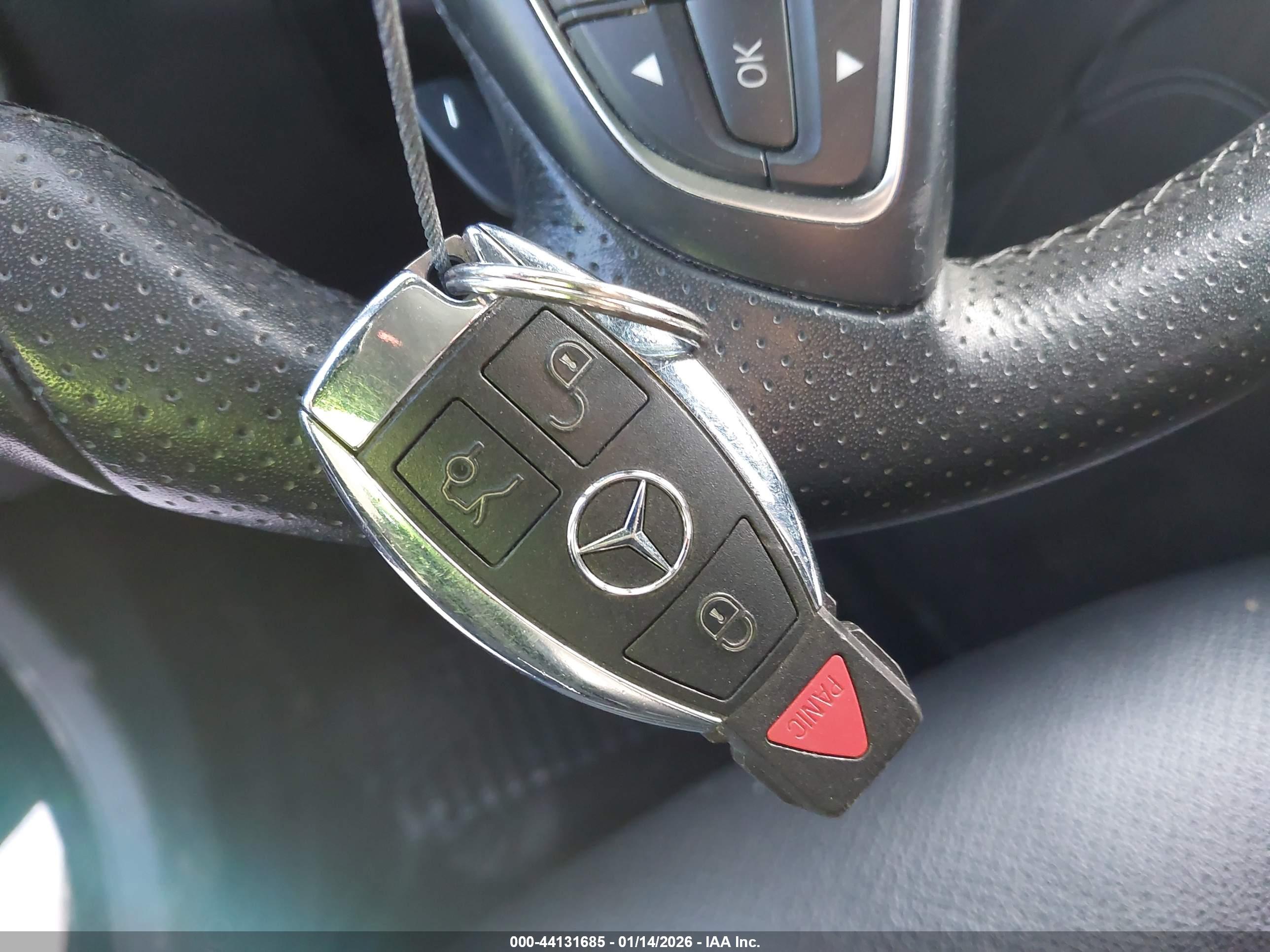 MERCEDES-BENZ GLC image 11