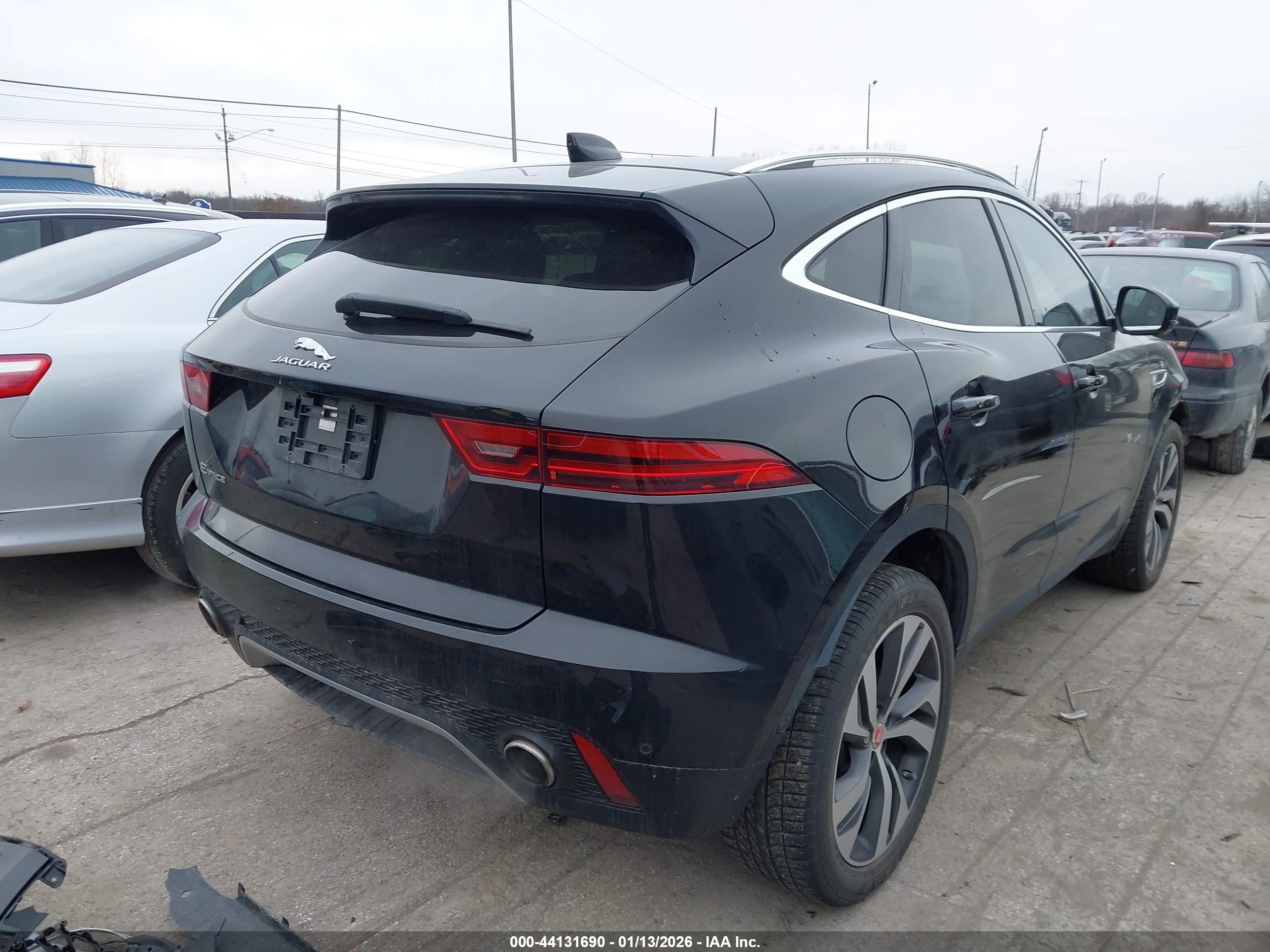 JAGUAR E-PACE image 4