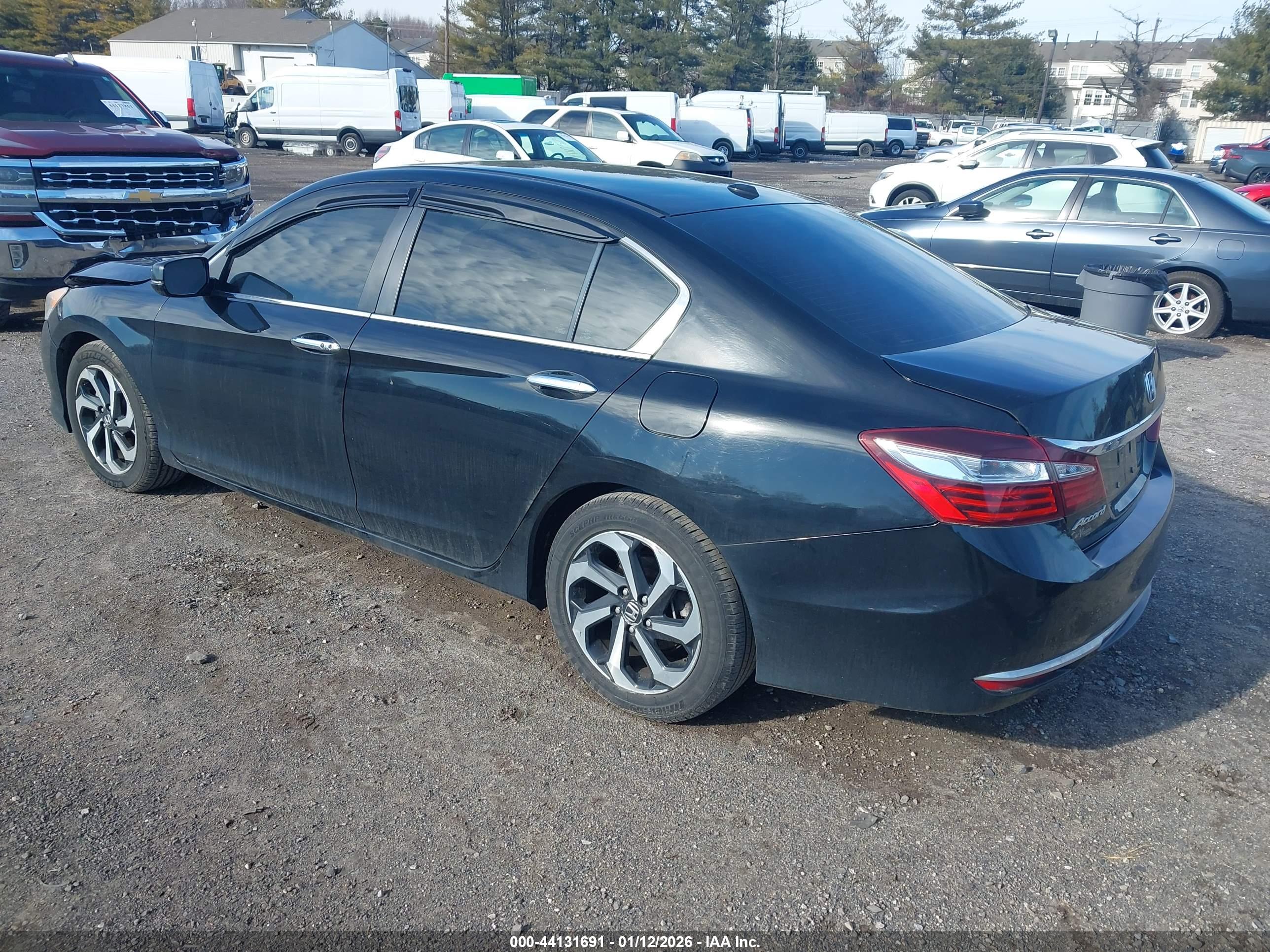 HONDA ACCORD image 3