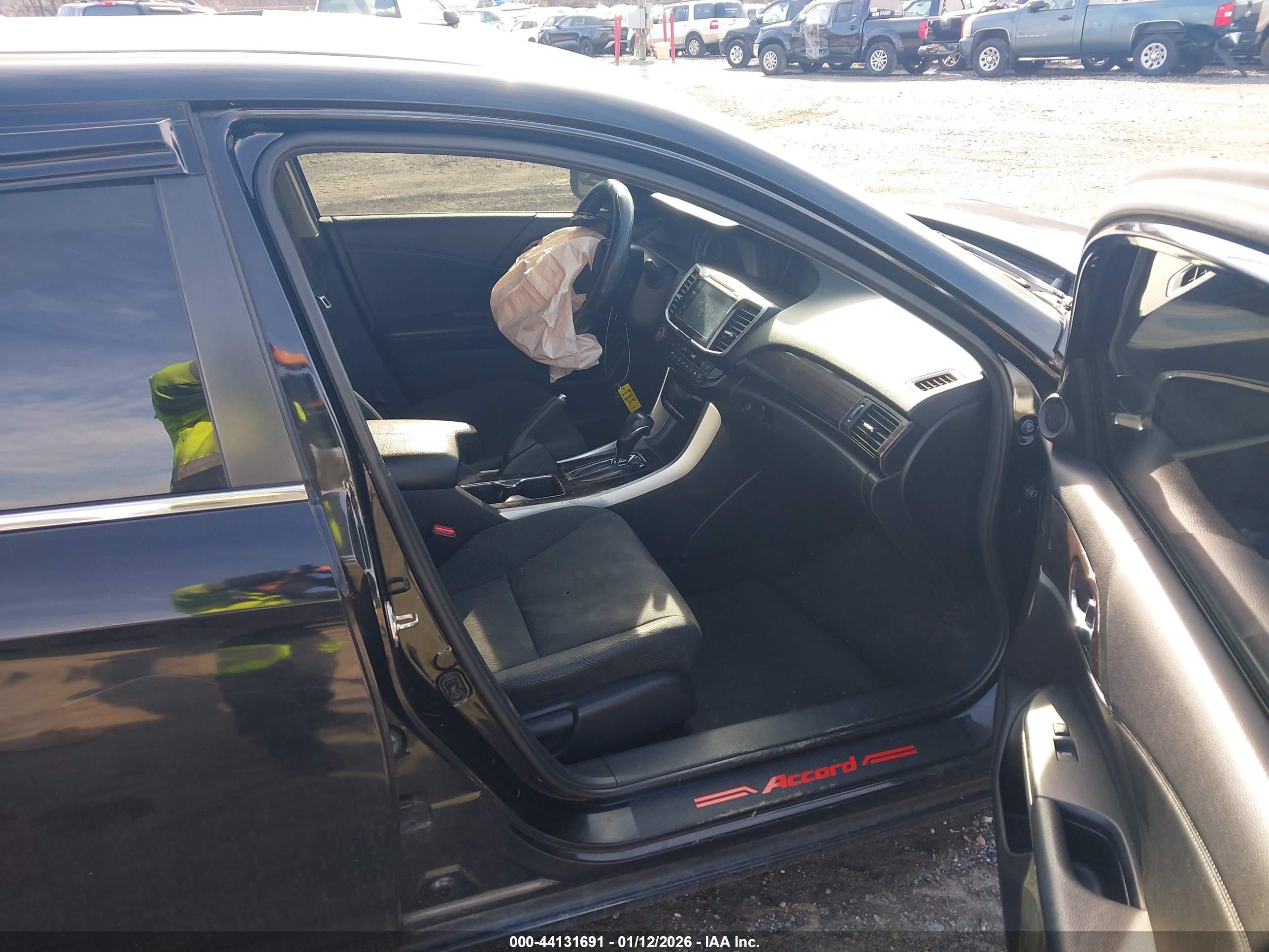 HONDA ACCORD image 5