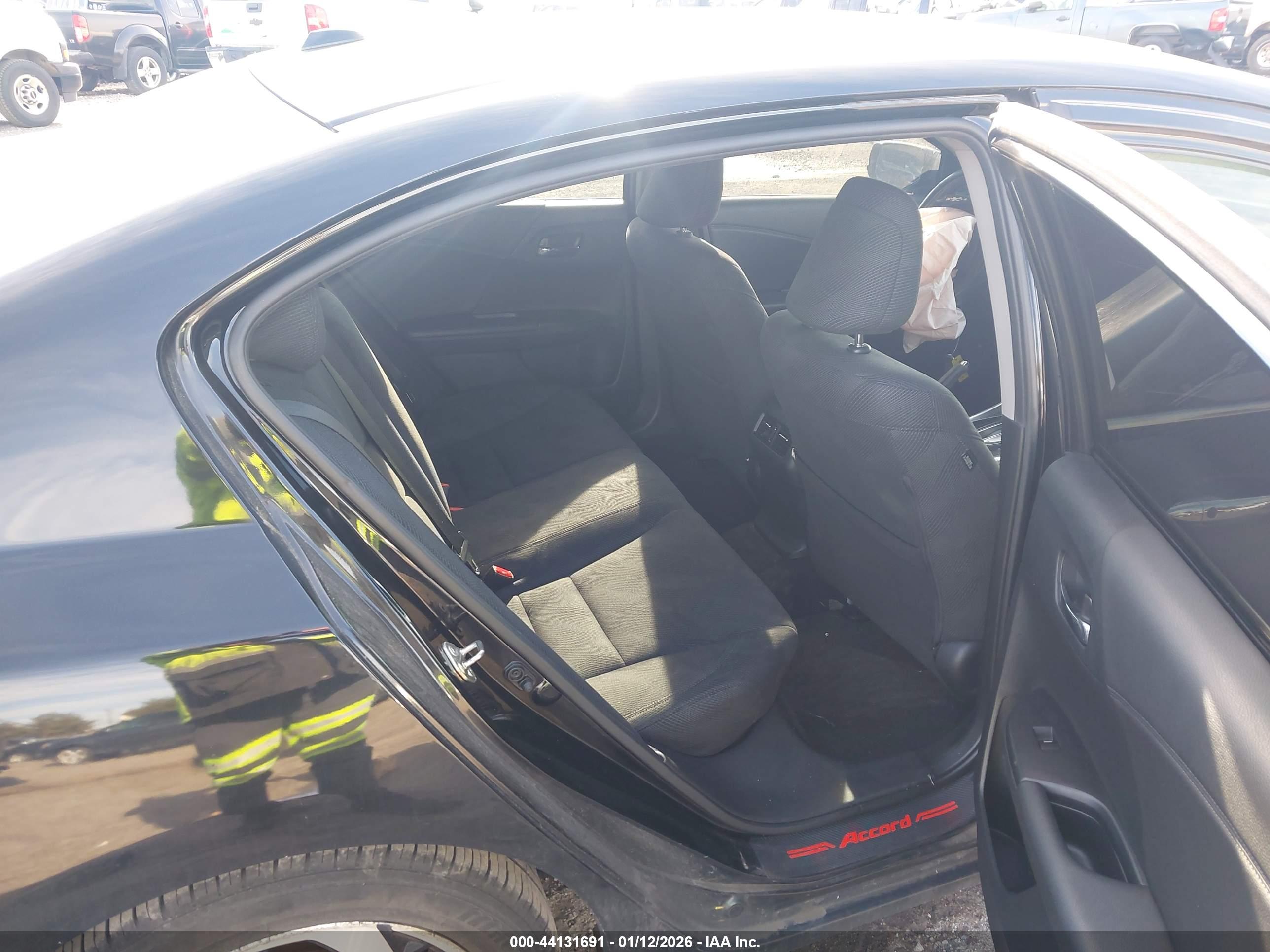 HONDA ACCORD image 8