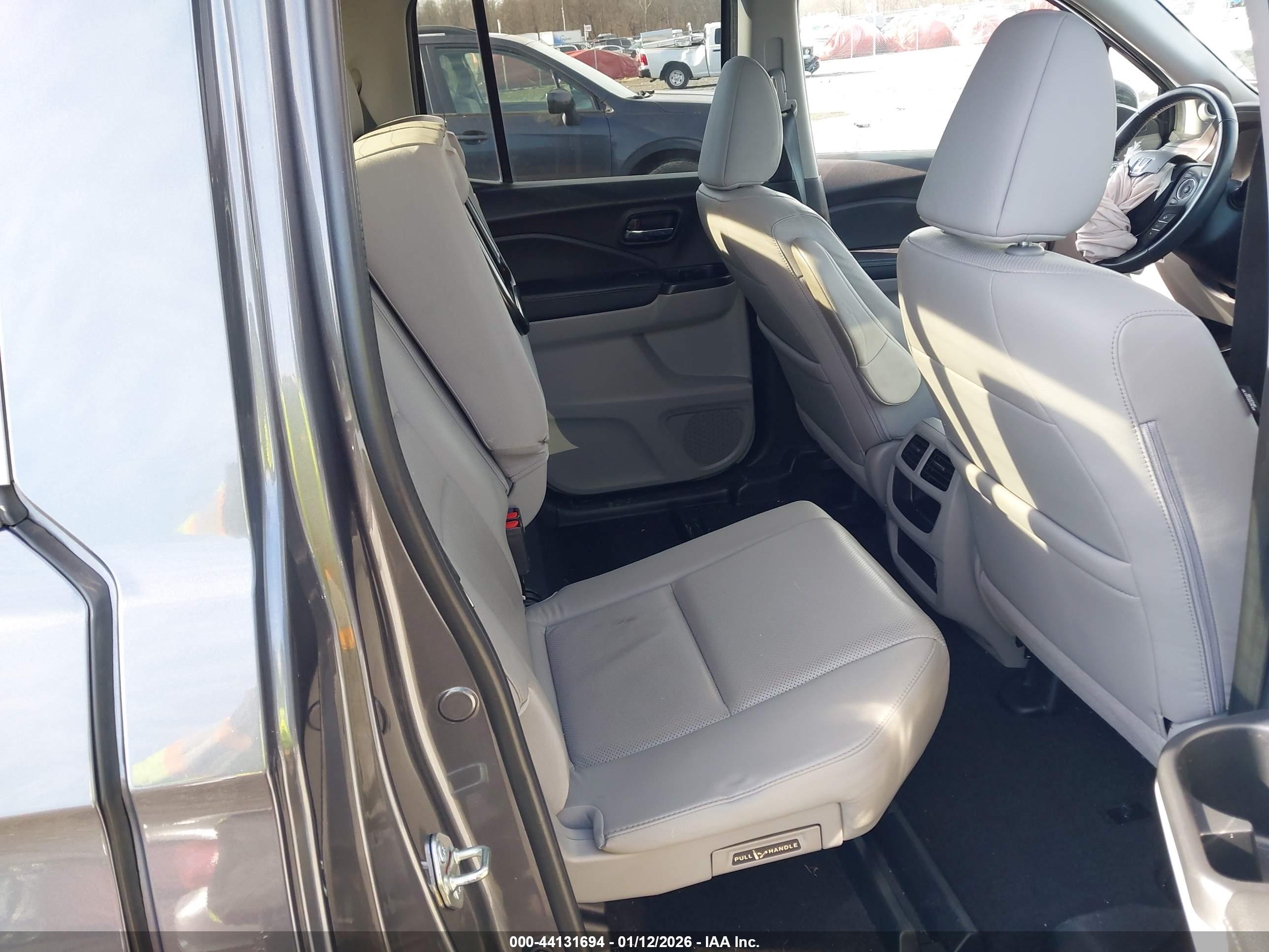 HONDA RIDGELINE image 8