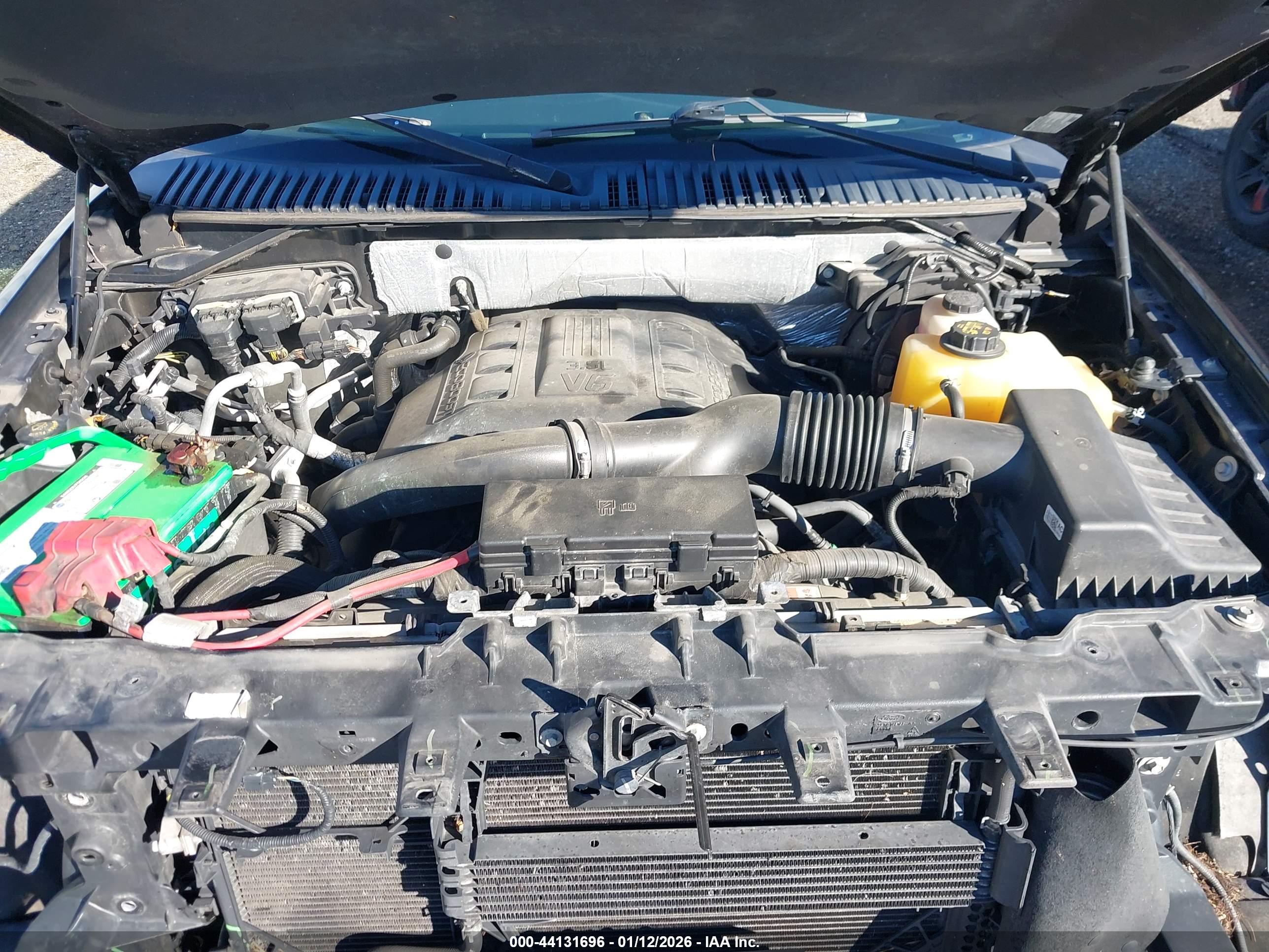 FORD EXPEDITION image 10