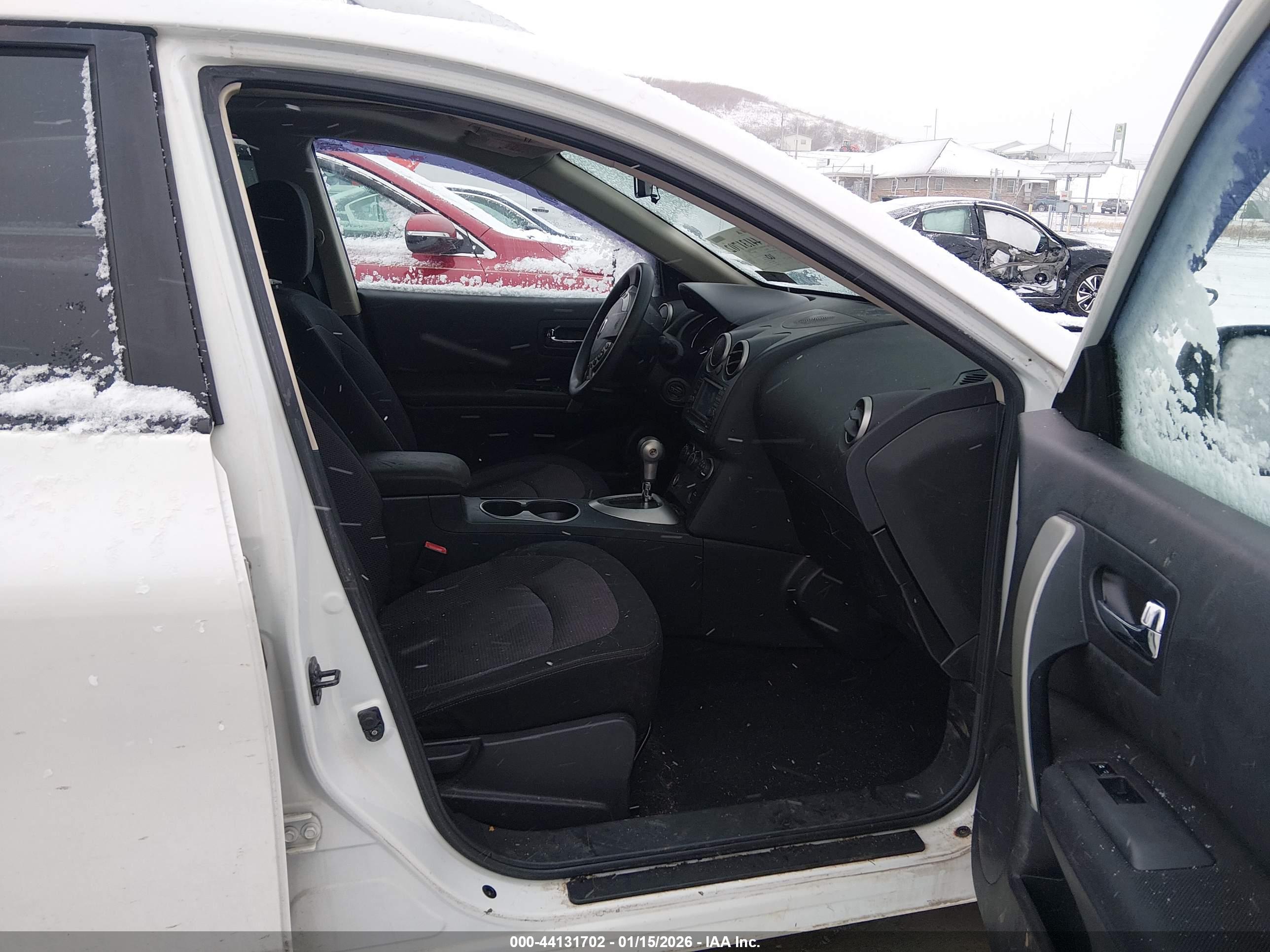 NISSAN ROGUE image 5
