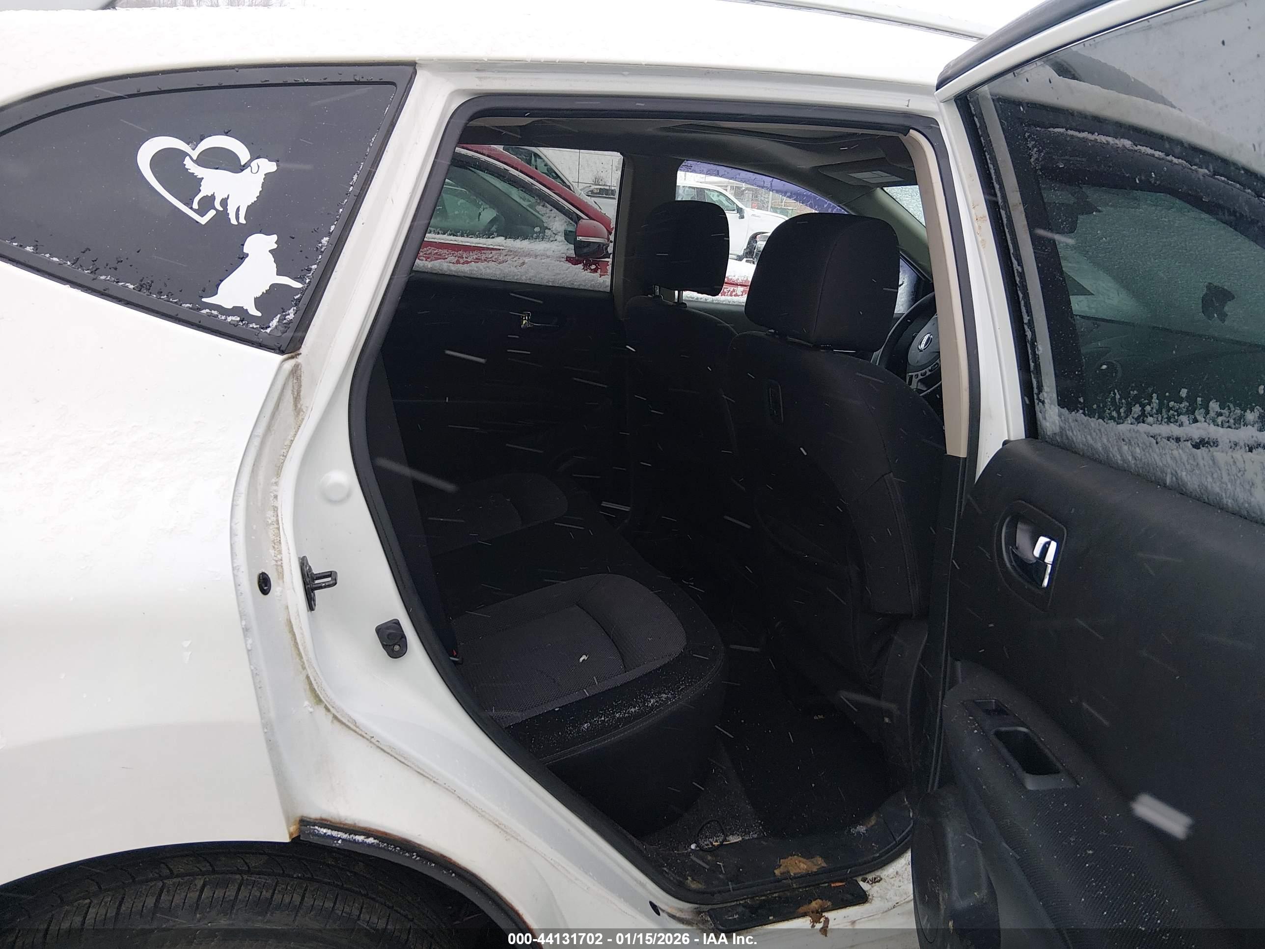 NISSAN ROGUE image 8