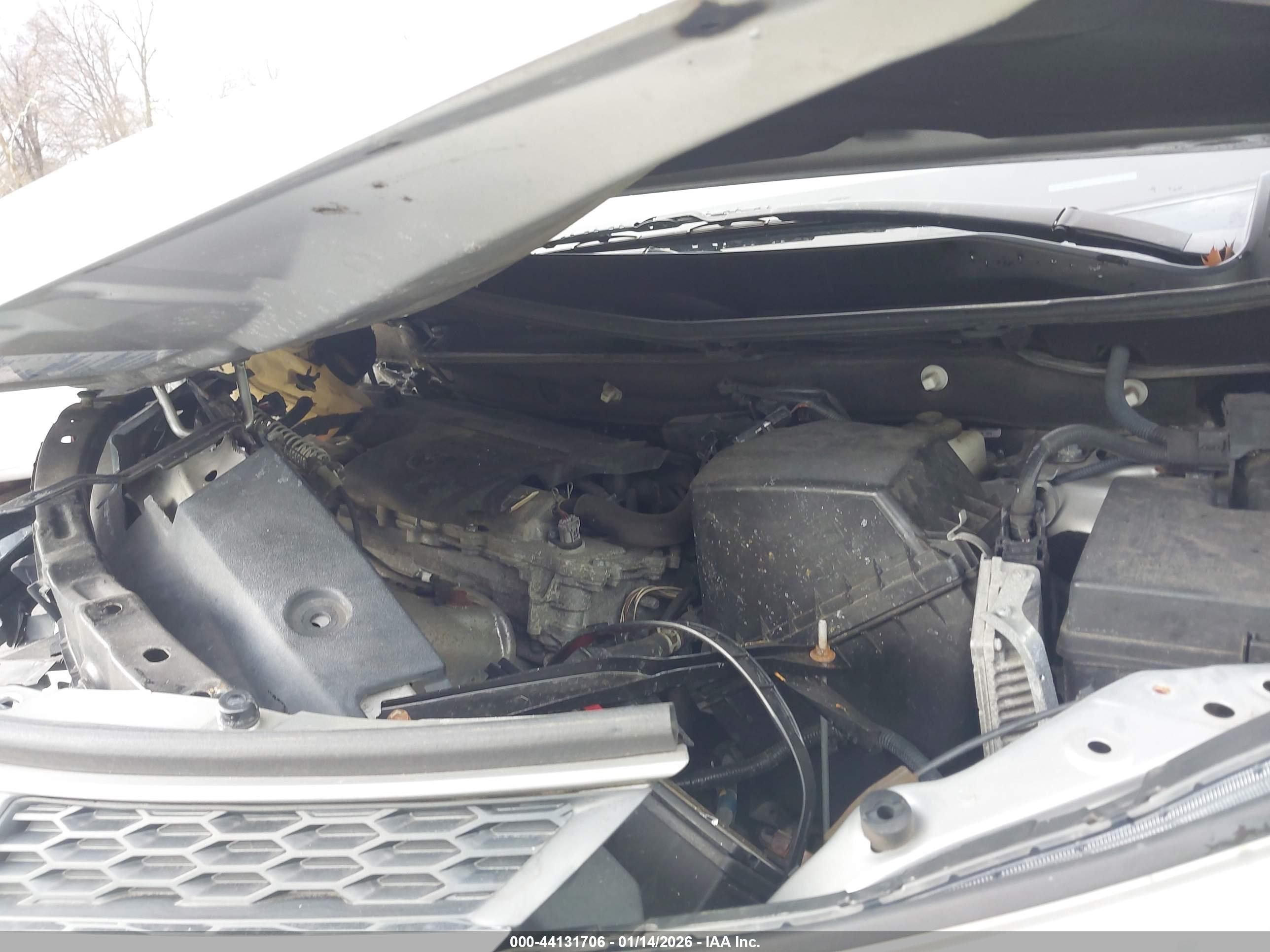 TOYOTA RAV4 image 10
