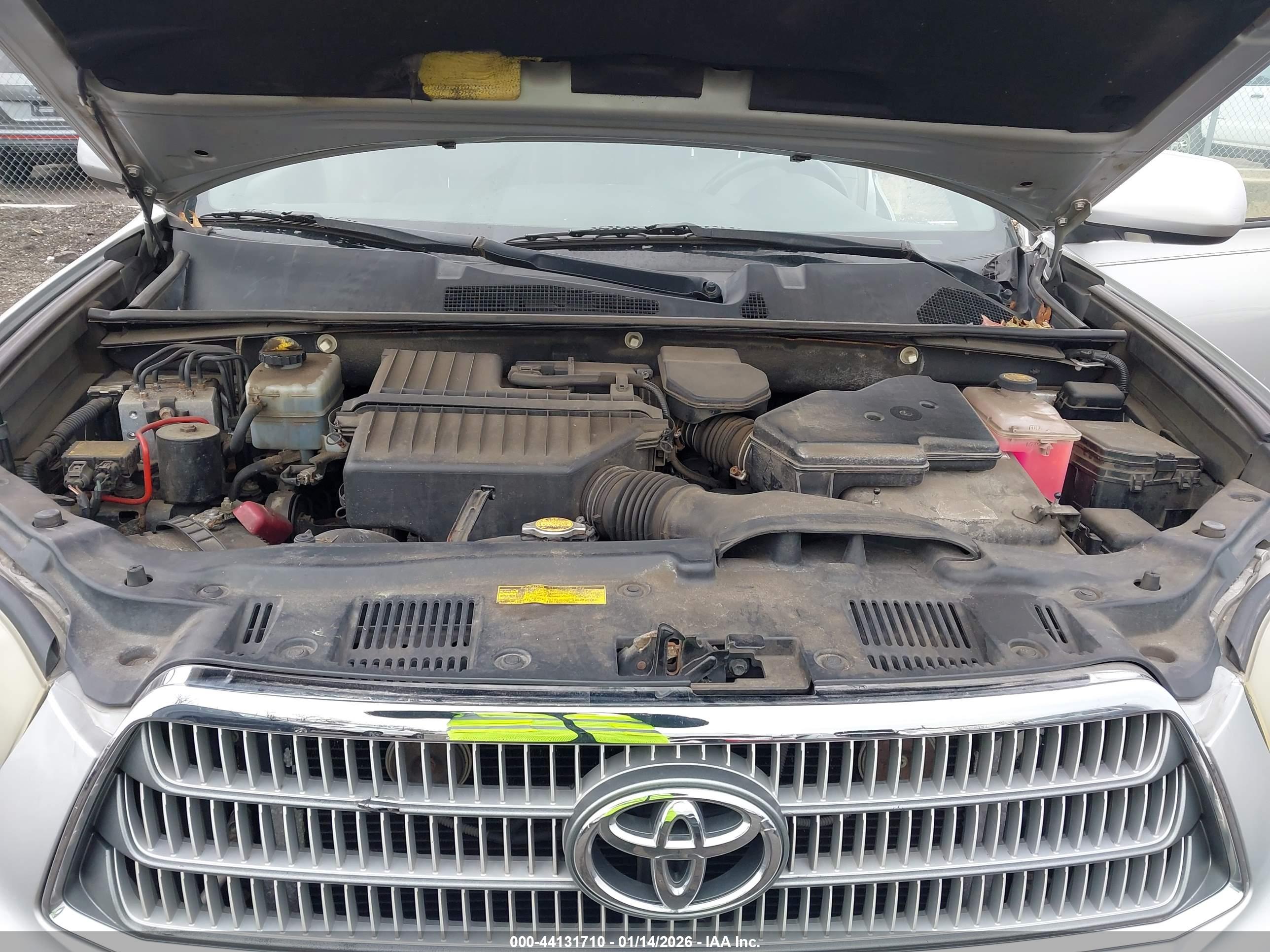 TOYOTA HIGHLANDER image 10