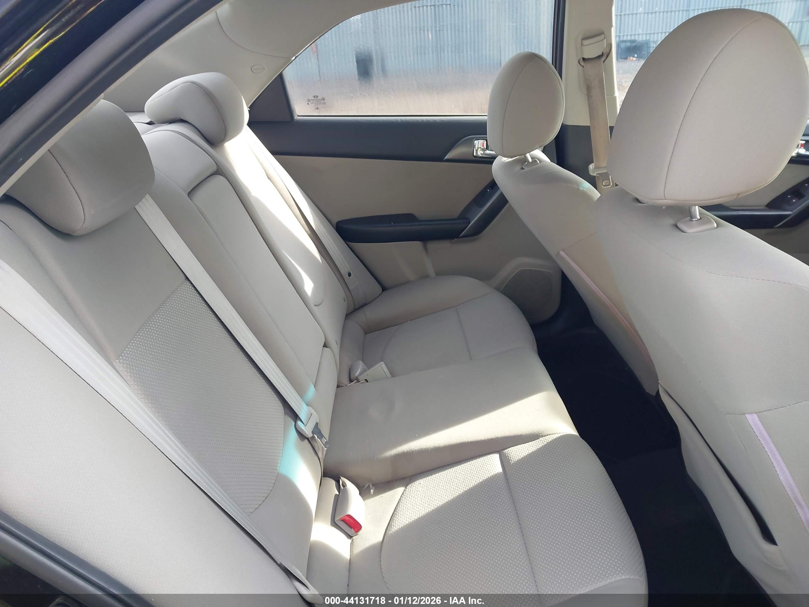 KIA FORTE image 8