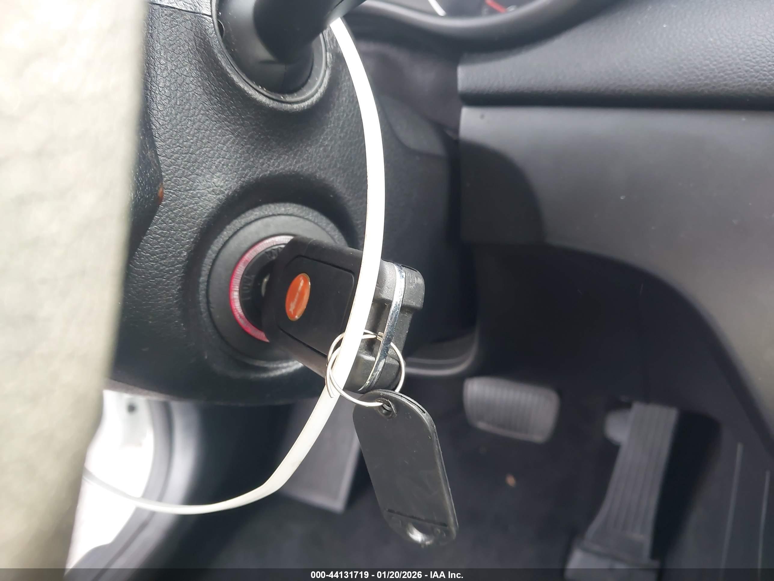 KIA SPORTAGE image 11