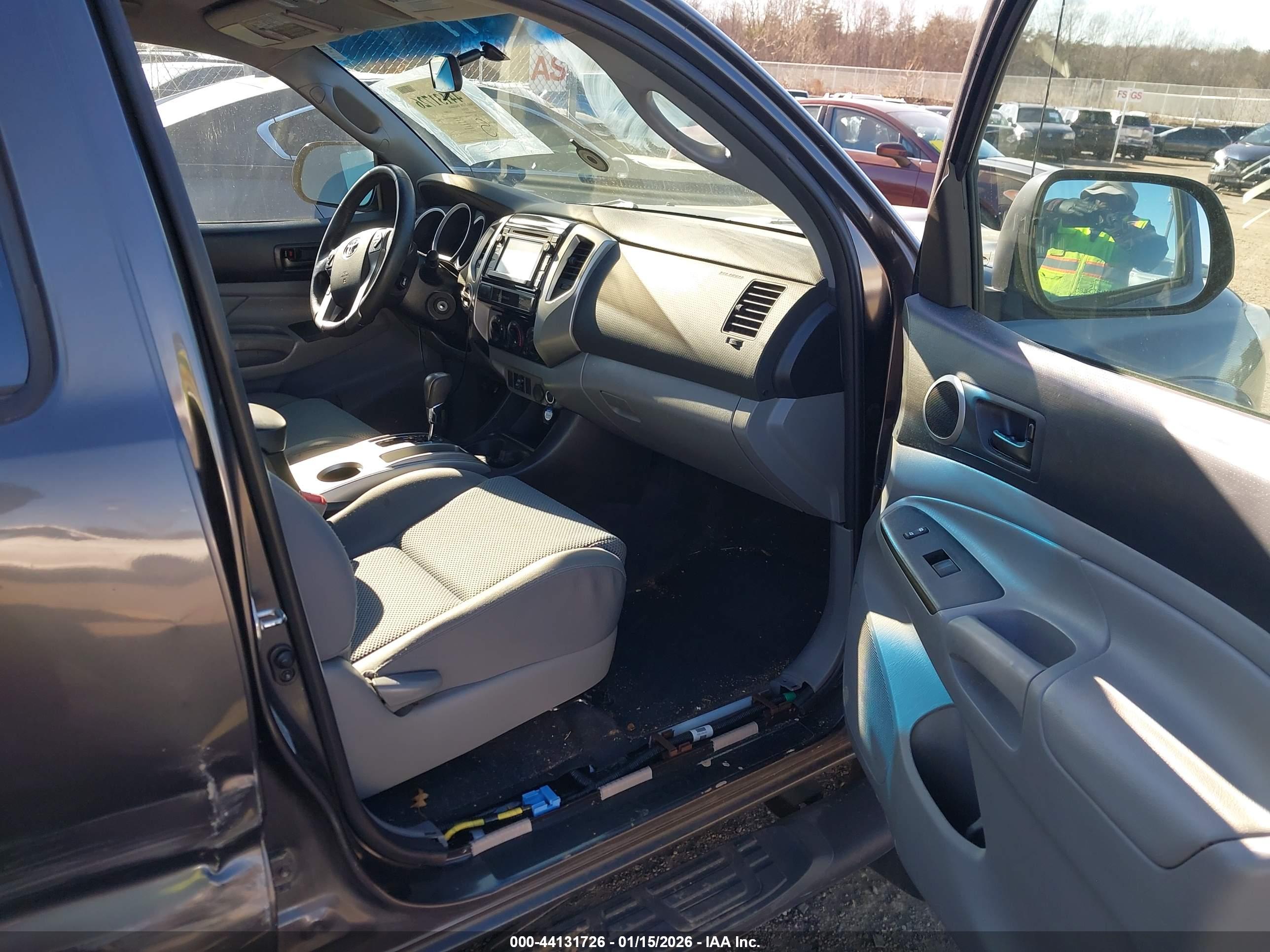 TOYOTA TACOMA image 5