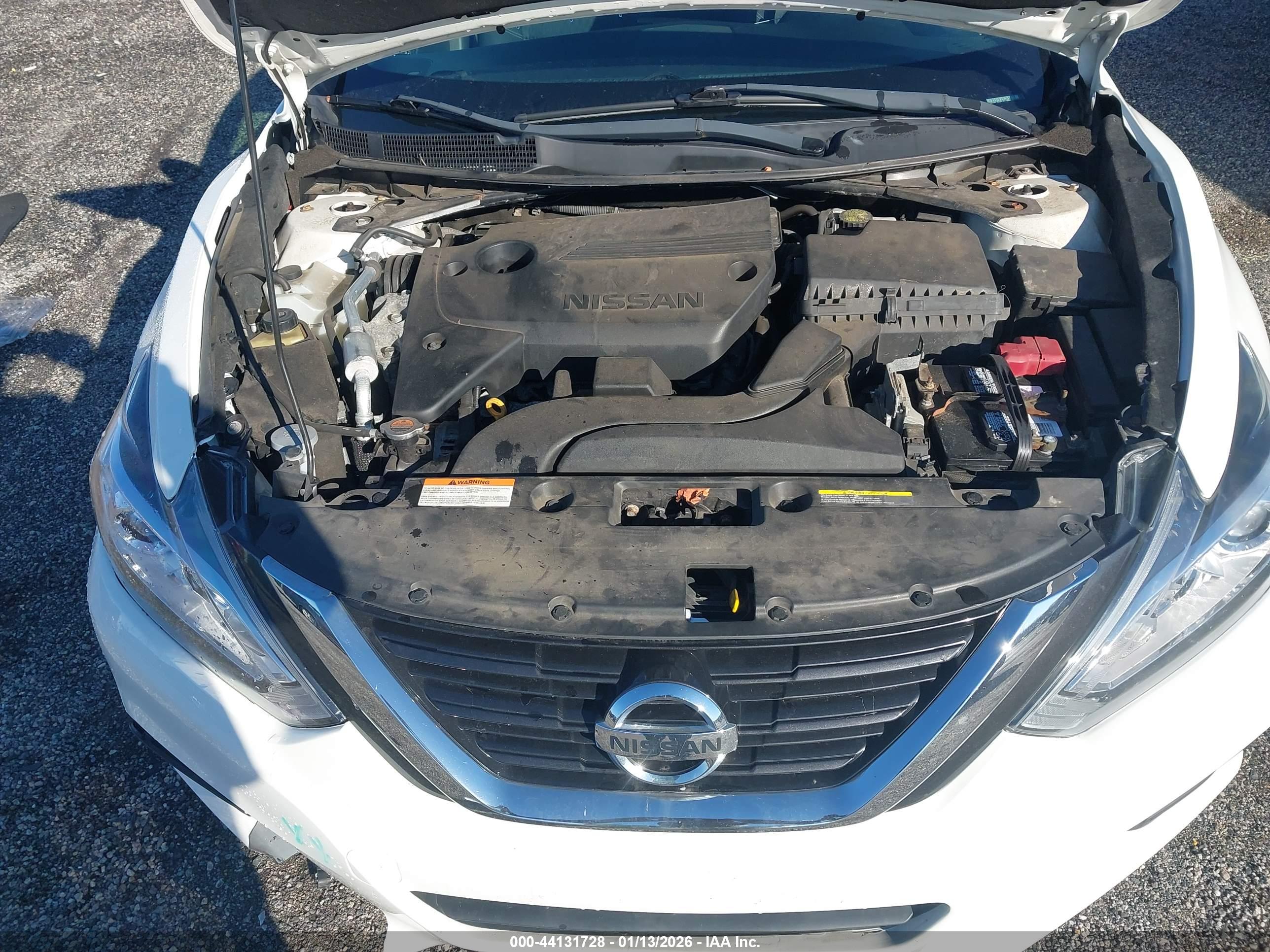 NISSAN ALTIMA image 10