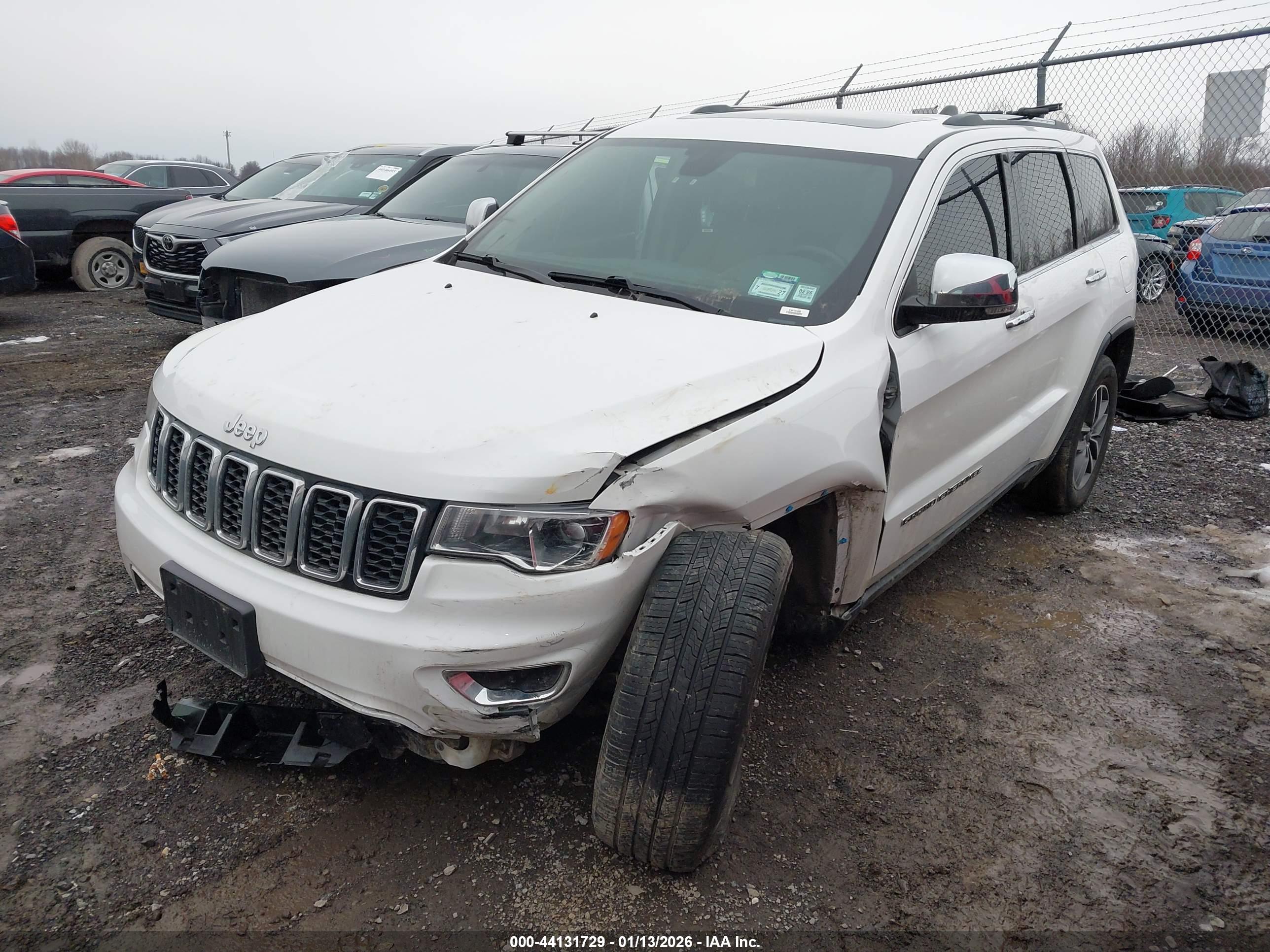 JEEP GRAND image 2