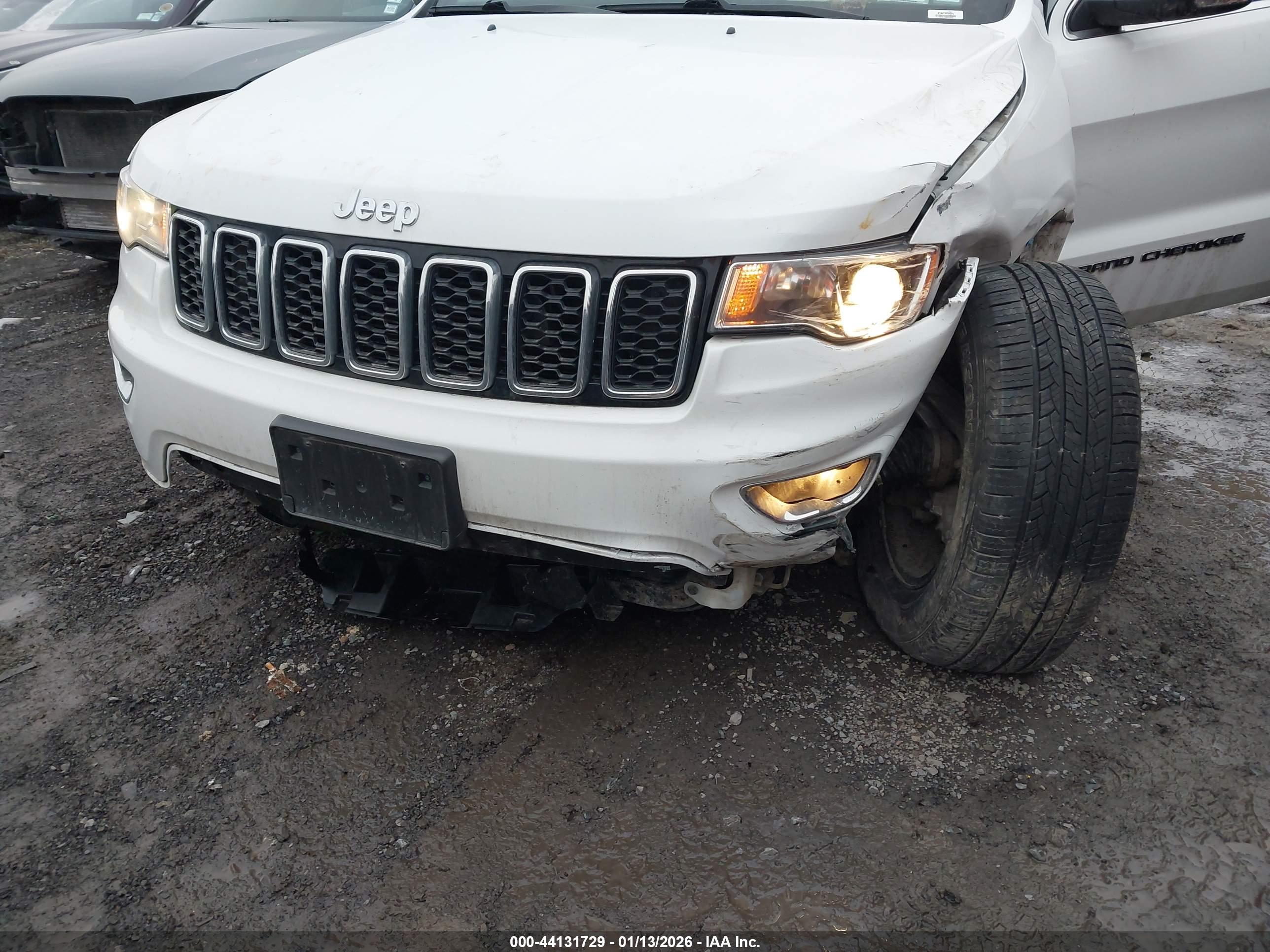 JEEP GRAND image 6