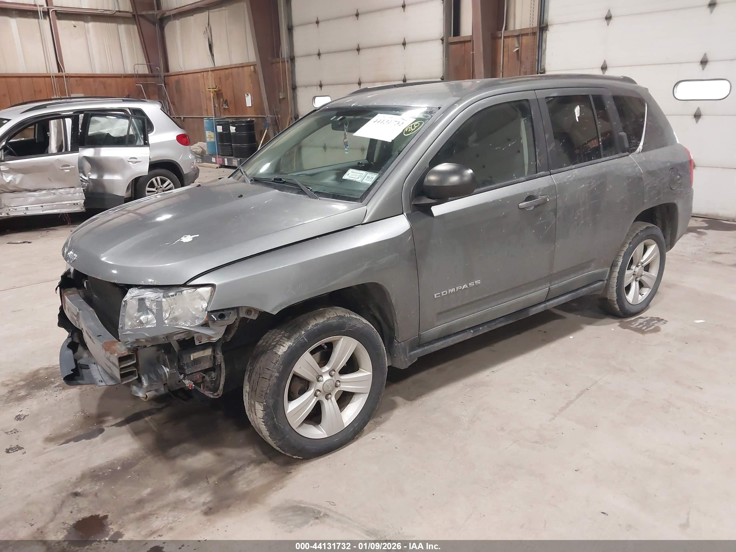 JEEP COMPASS image 2